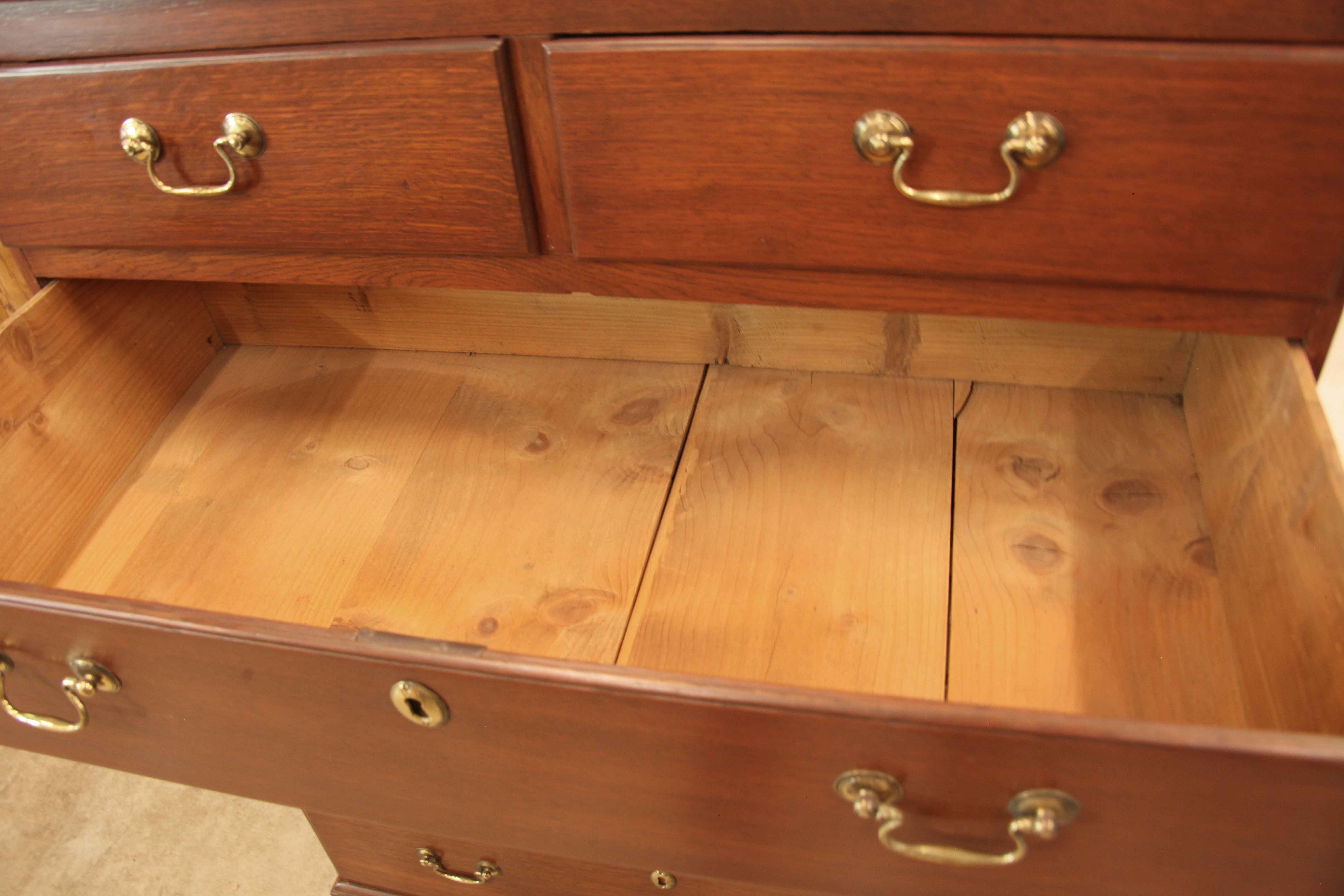 Ottone Cassapanca alta di Oak in vendita