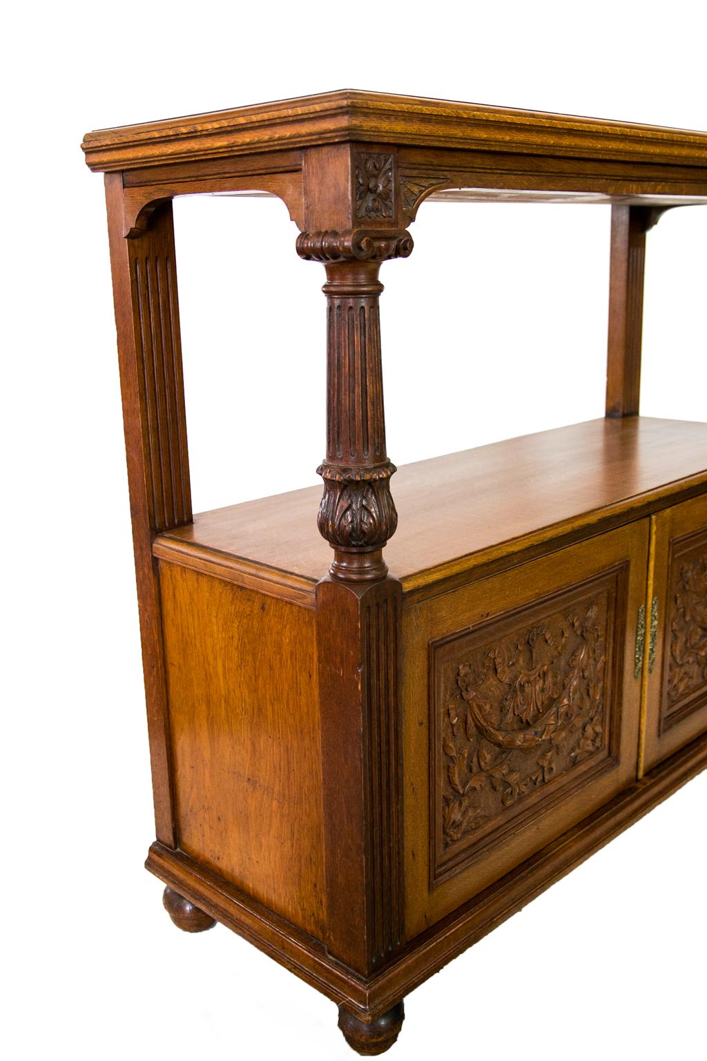 Buffet a due livelli in Oak in vendita 3