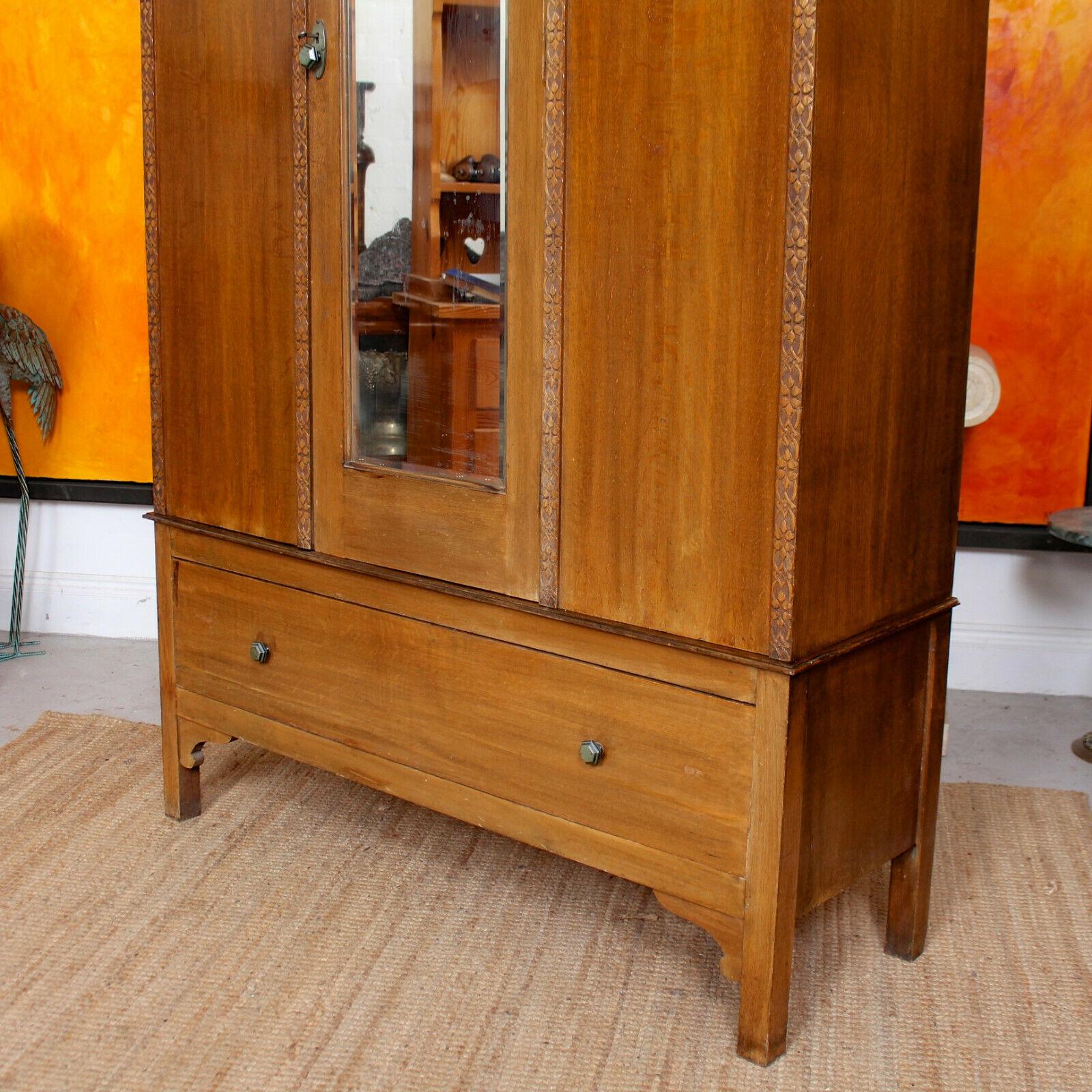English Oak Wardrobe Mirrored Armoire In Good Condition For Sale In Newcastle upon Tyne, GB