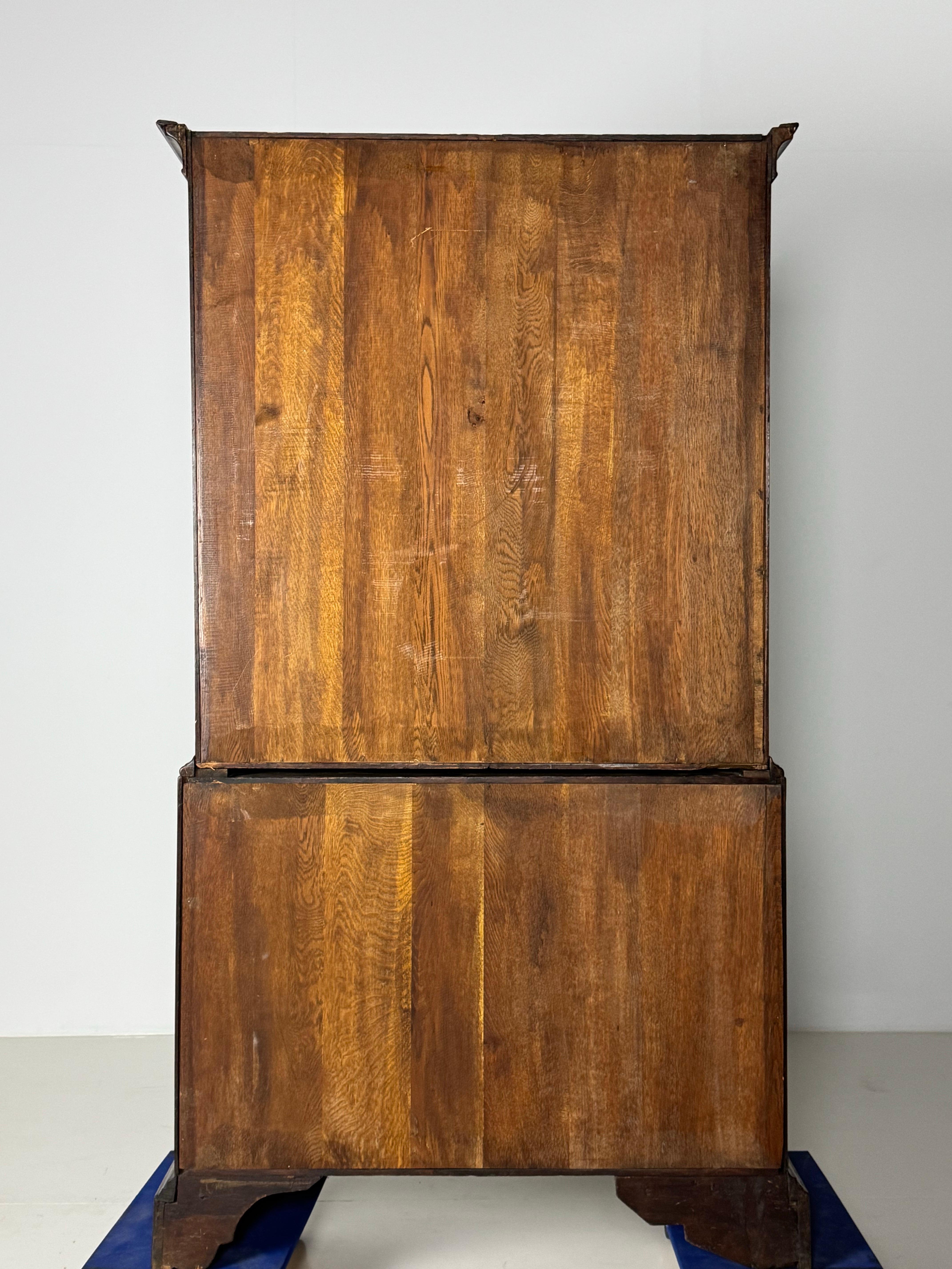 Tallboy inglese in legno di Oak del XIX secolo in vendita 11