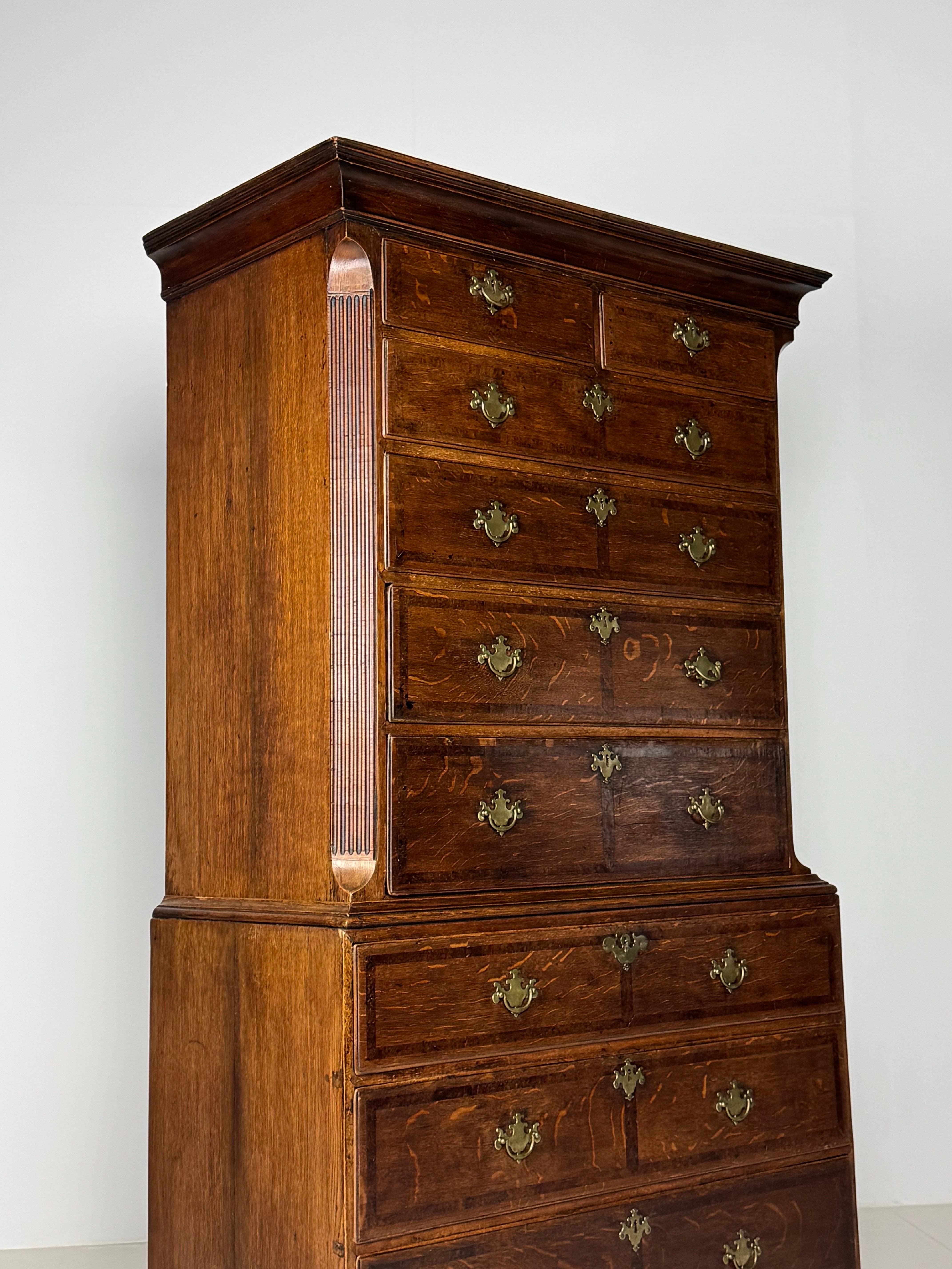 Tallboy inglese in legno di Oak del XIX secolo in vendita 15