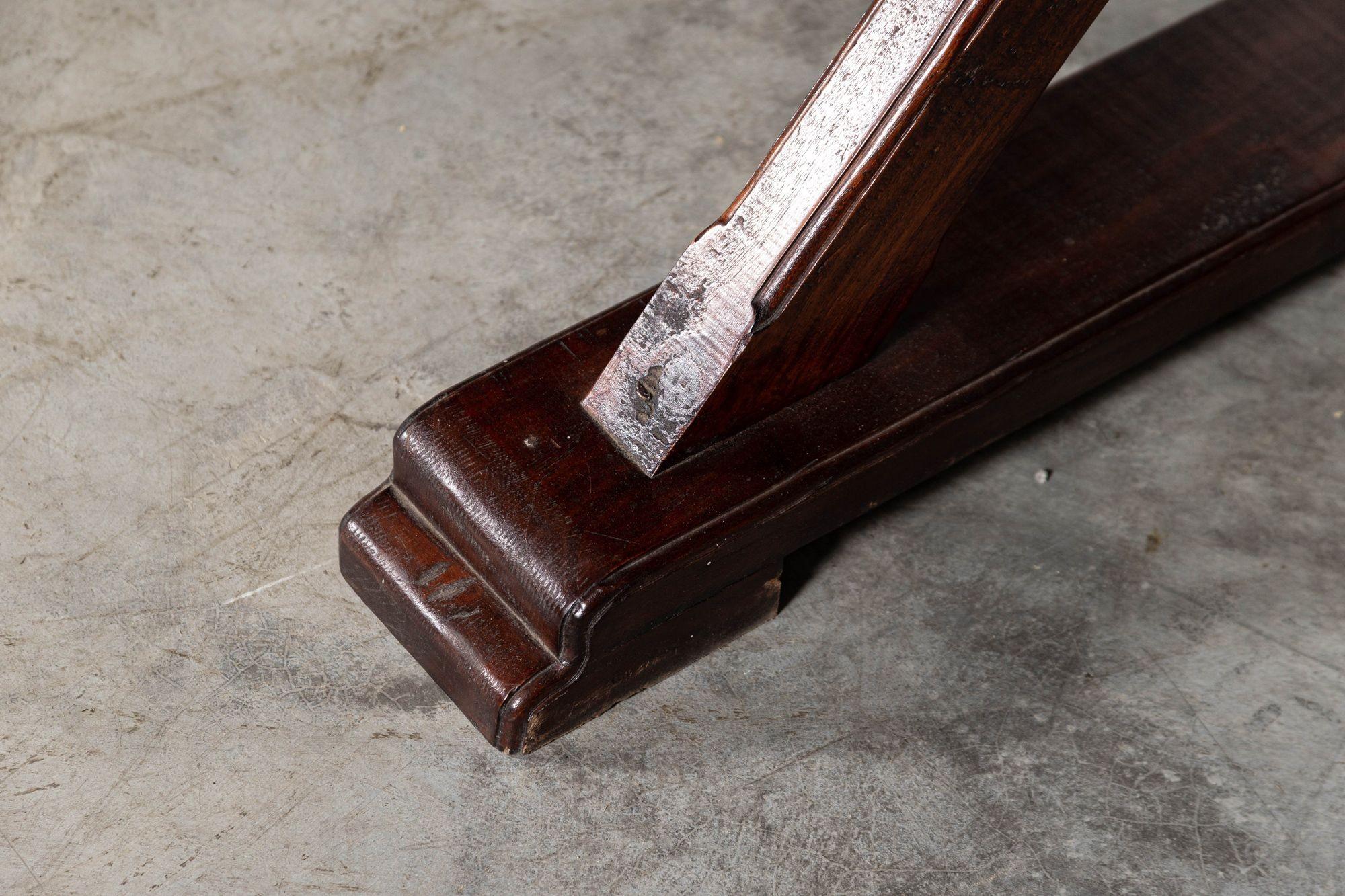 Table de réfectoire en chêne anglais avec cadre en X en vente 8