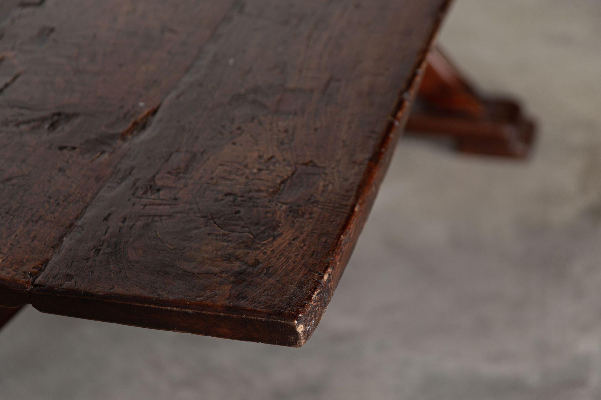 Table de réfectoire en chêne anglais avec cadre en X en vente 1