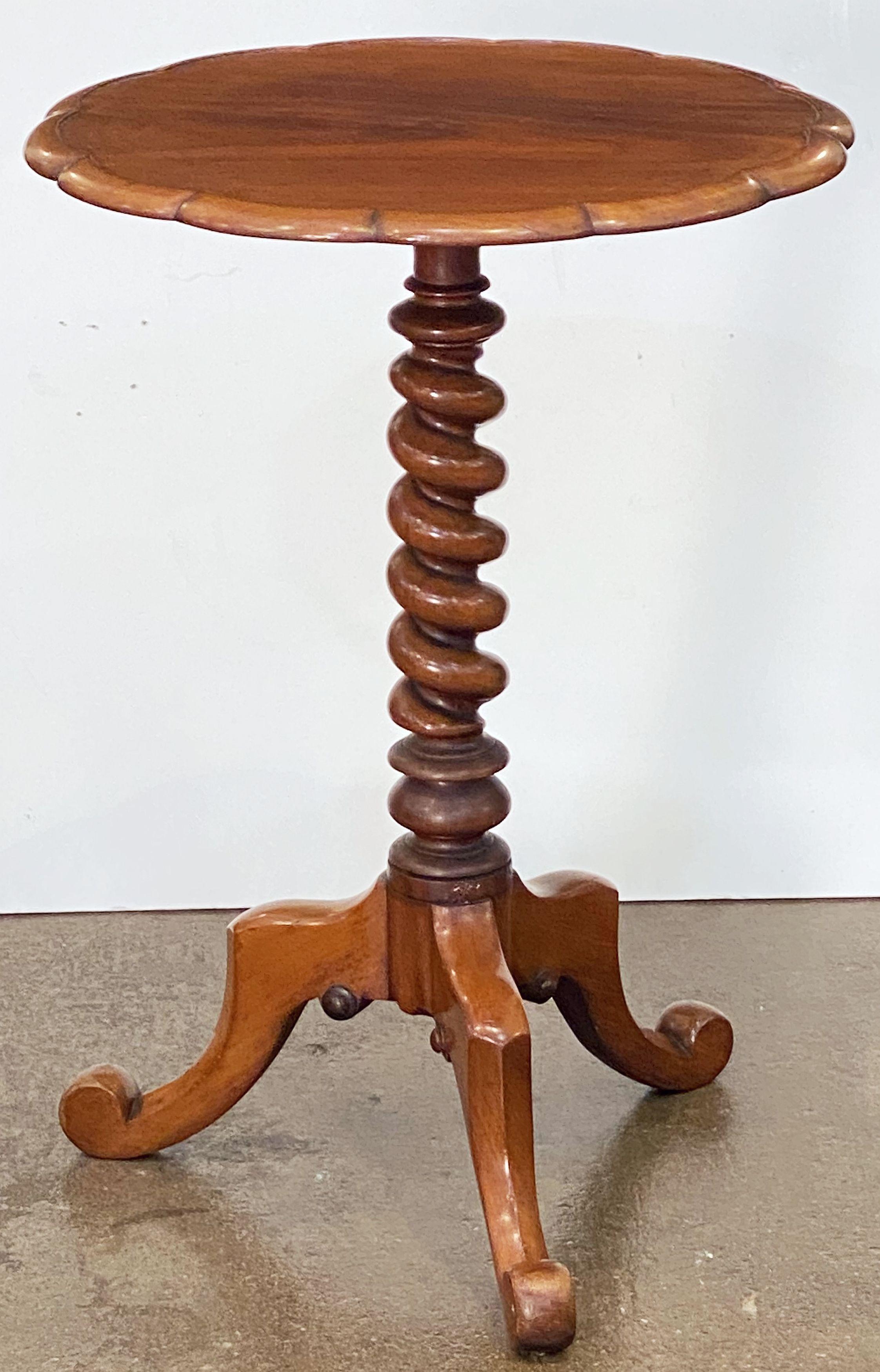 English Occasional or Wine Table of Mahogany on Barley-Twist Tripod Base For Sale 15