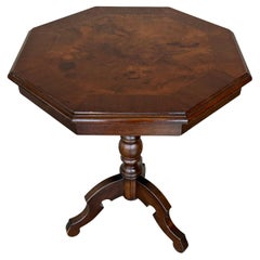 Antique English Octogonal Pedestal Tea or Side Table, 19th Century
