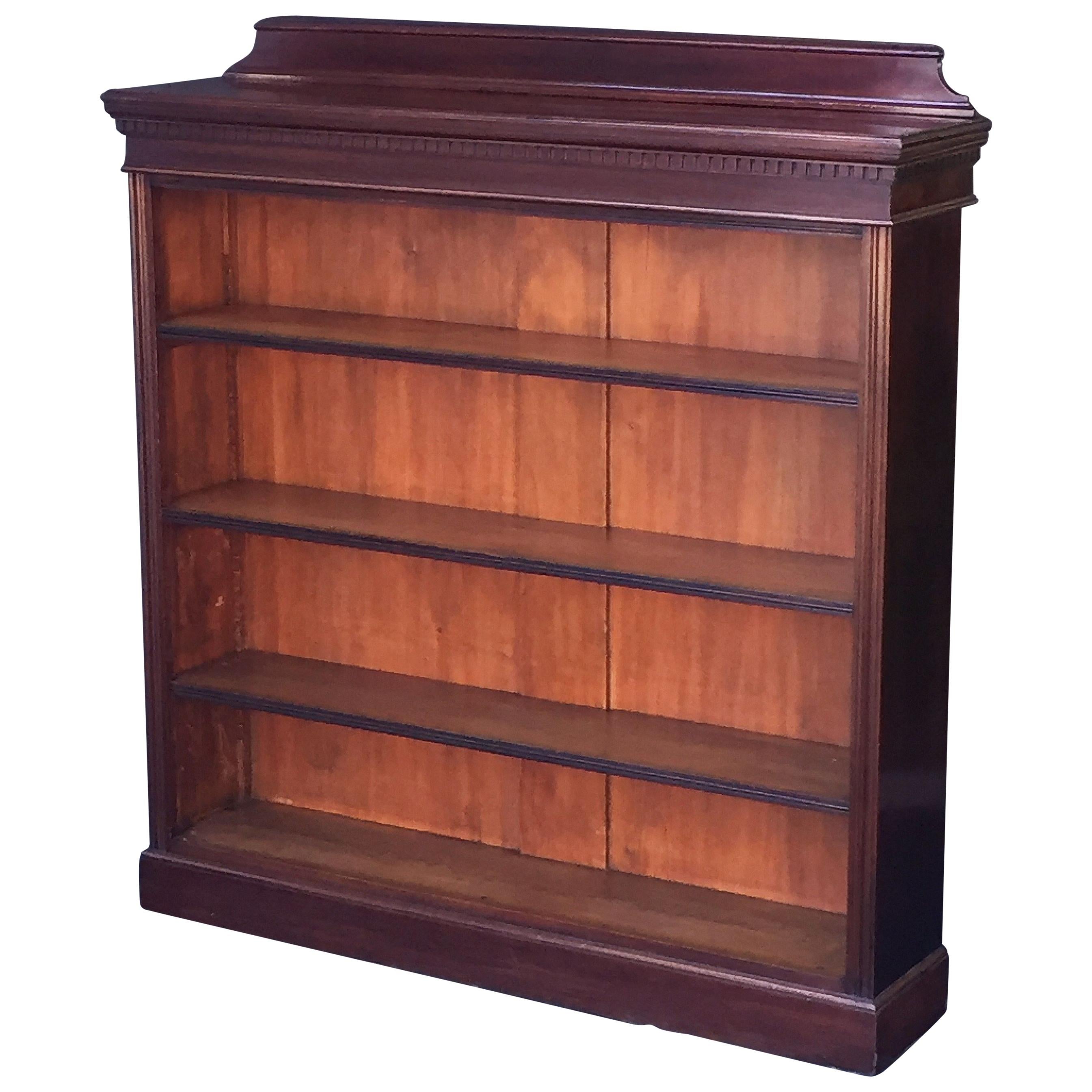 English Open Bookcase of Mahogany For Sale