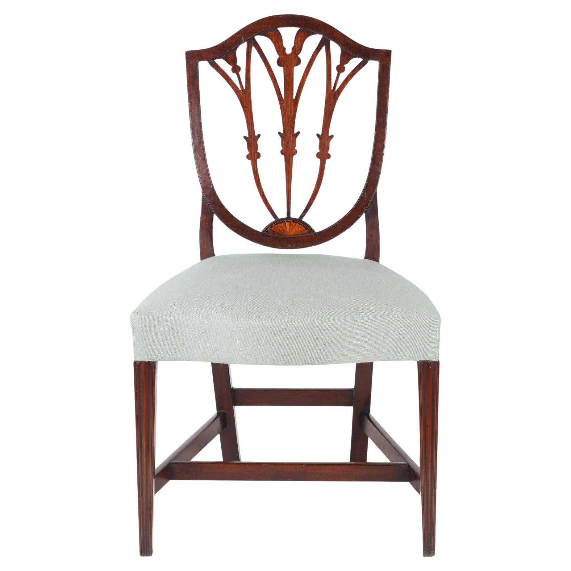 Chaise d'appoint anglaise ou écossaise Hepplewhite à dossier bouclier en acajou, vers 1780