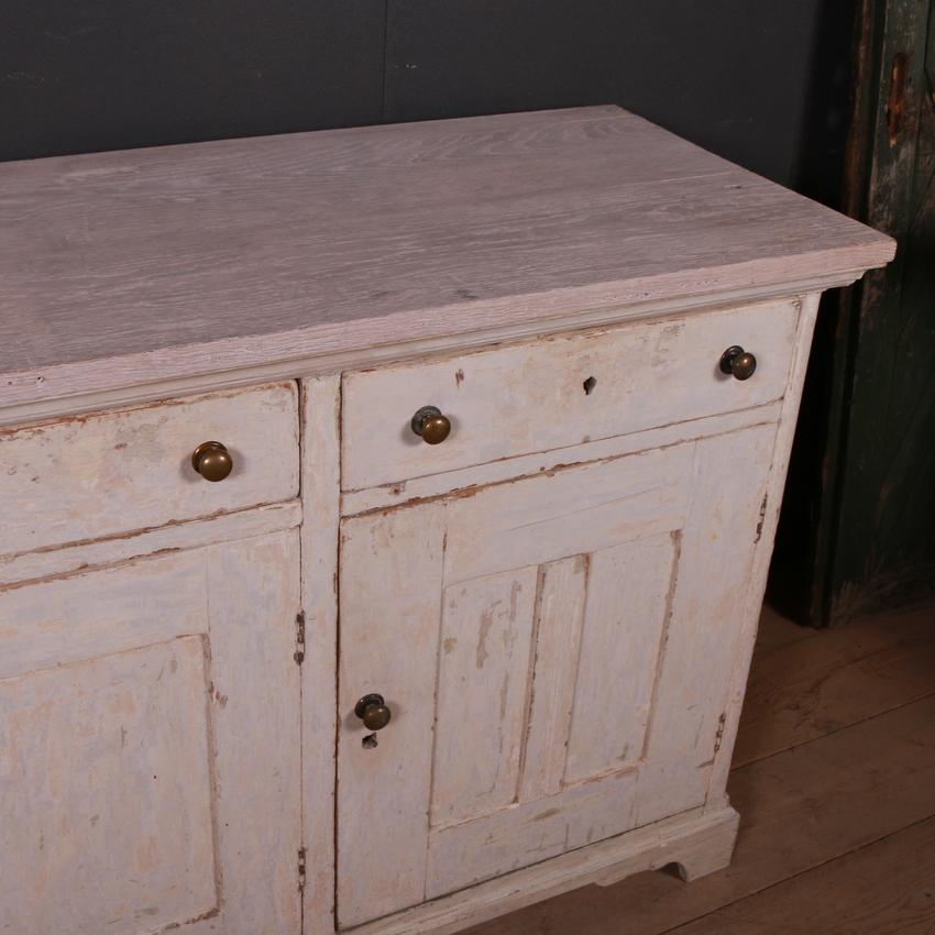 English Original Painted Dresser Base In Good Condition In Leamington Spa, Warwickshire