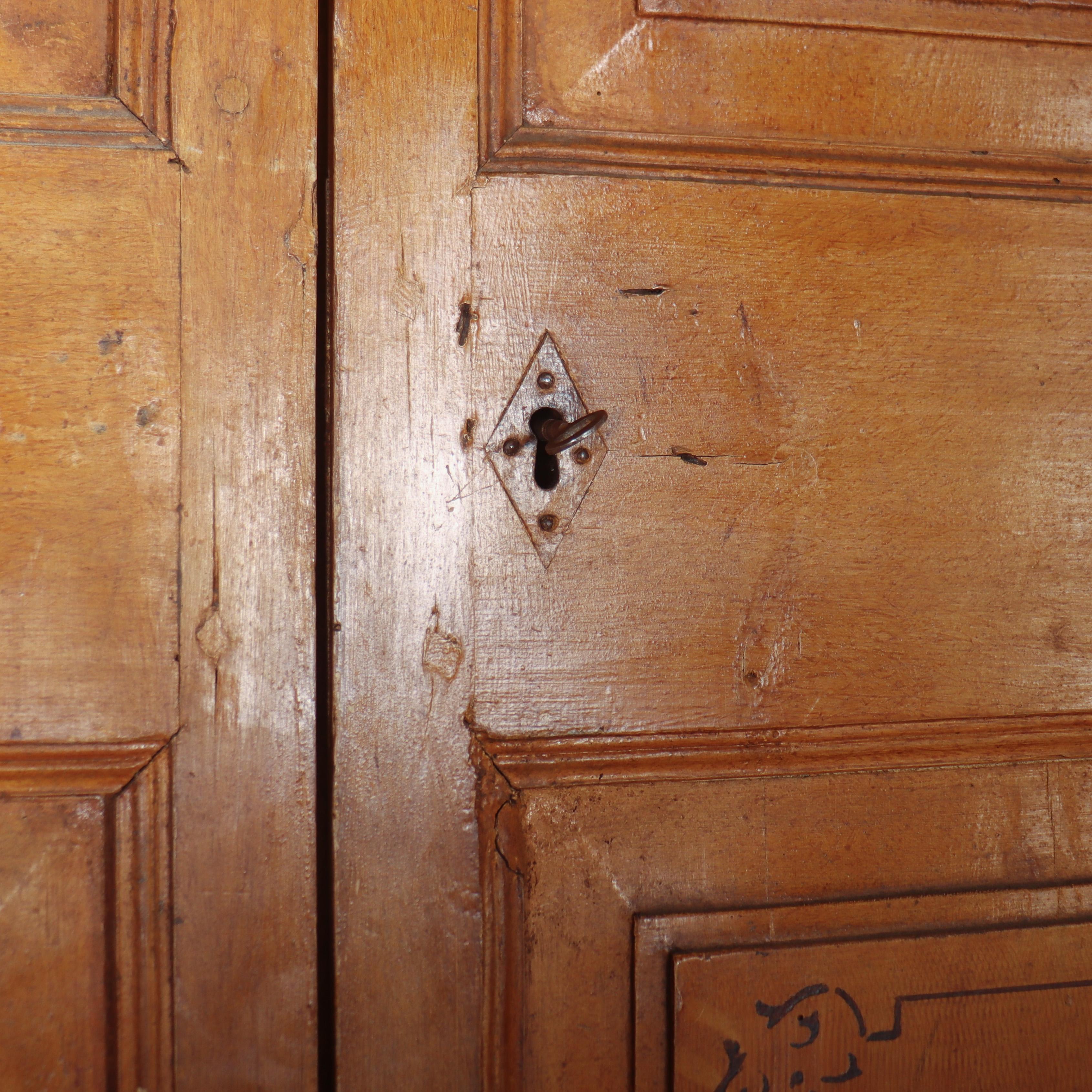 English Original Painted Linen Cupboard For Sale 1
