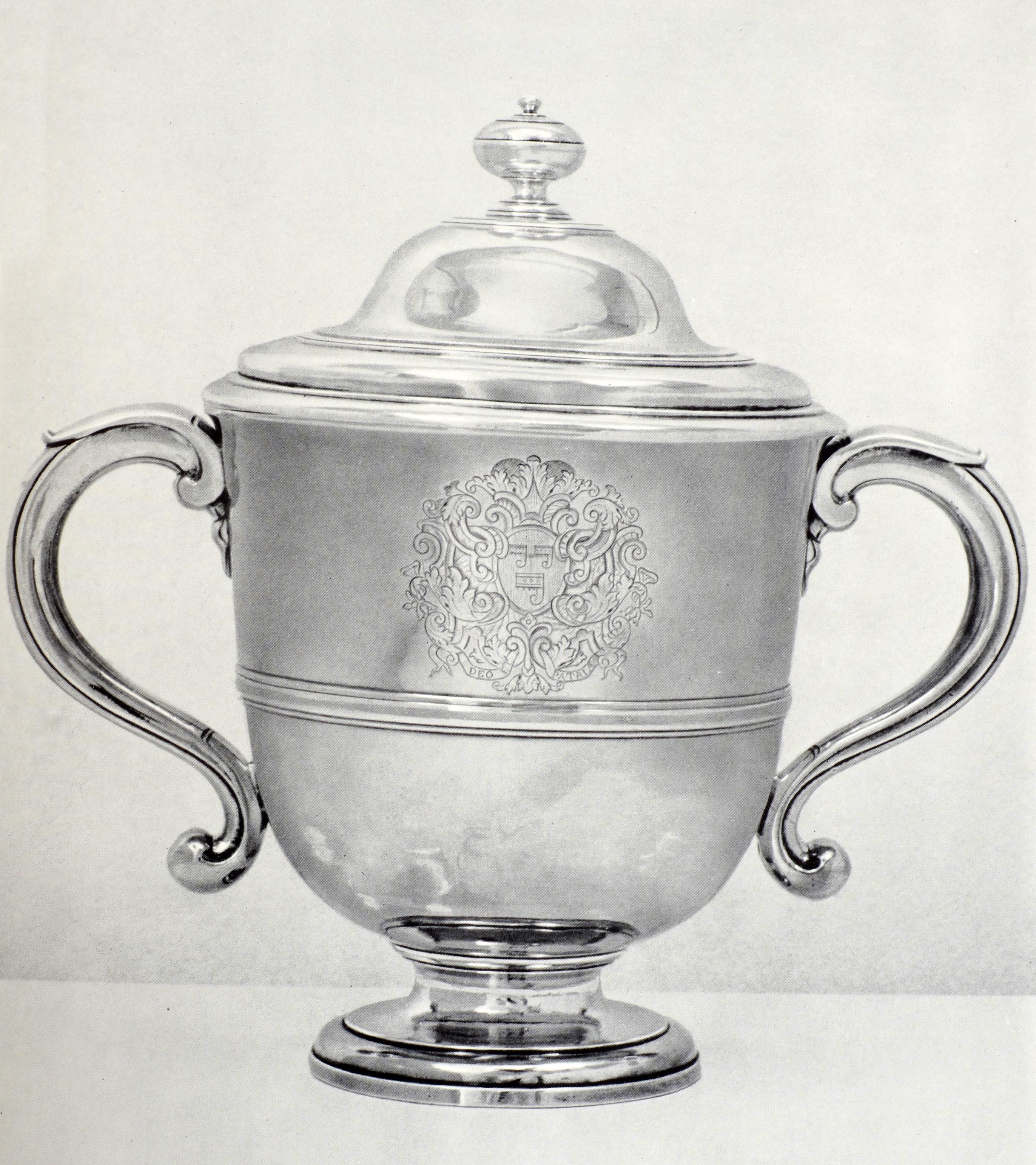 English & Other Silver in the Irwin Untermeyer Collection by Yvonne Hackenbroch For Sale 1