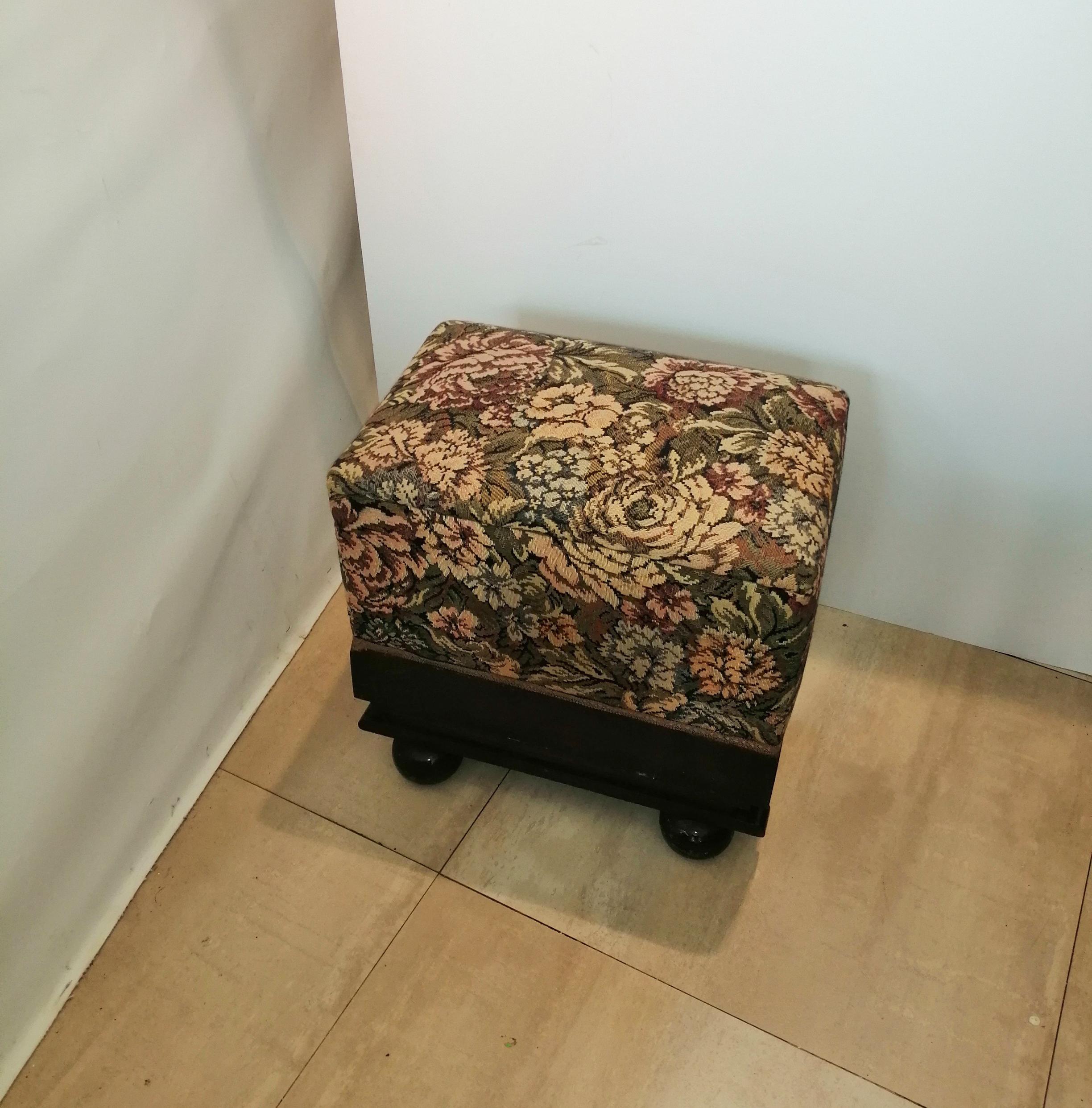Taburete  o Otomana Art Decó Principios del Siglo XX Estilo Campestre Inglés en venta 1