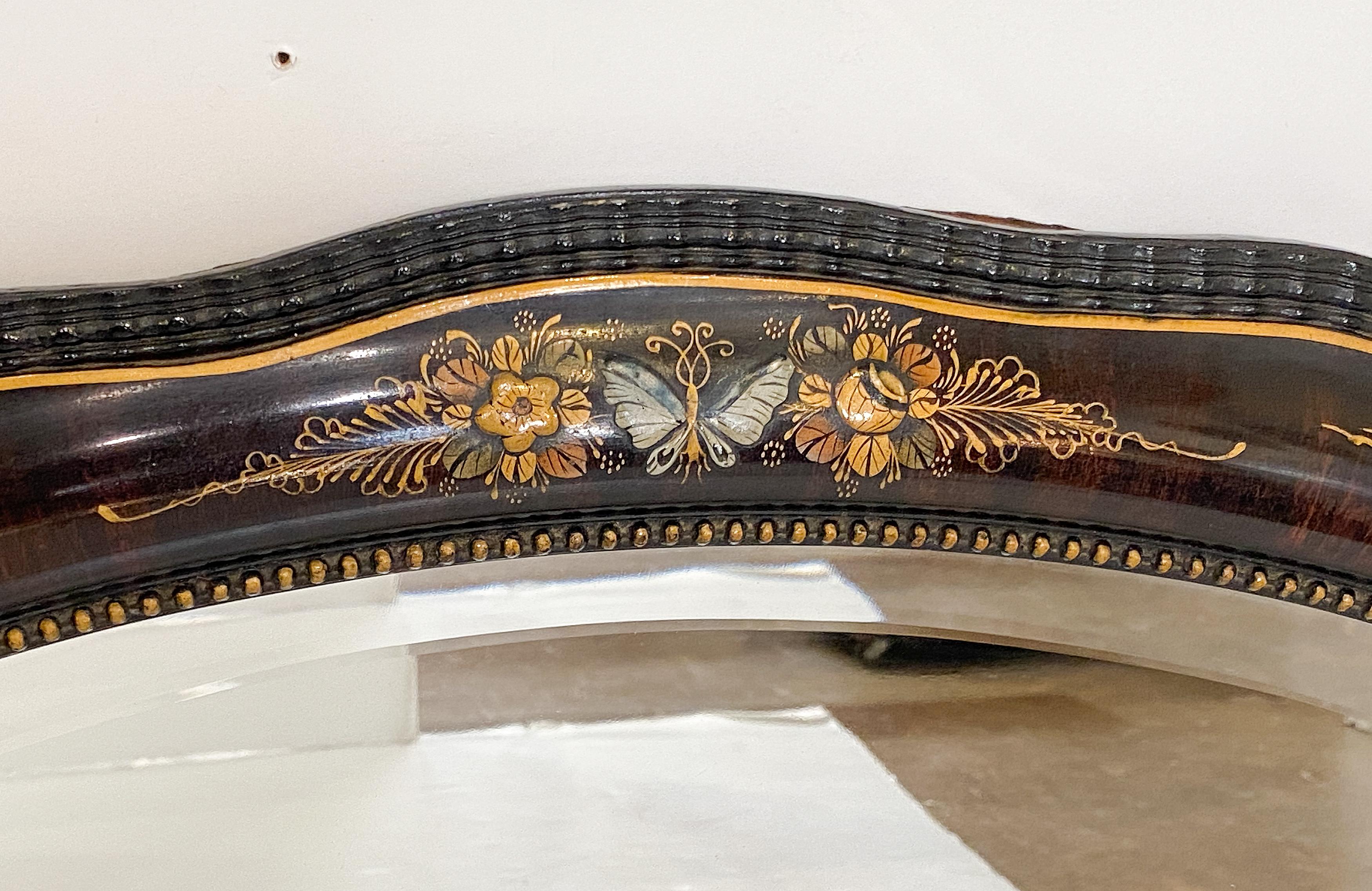 Miroir de salon anglais ovale biseauté avec cadre laqué Chinoiserie (H 22 x L 32) en vente 2