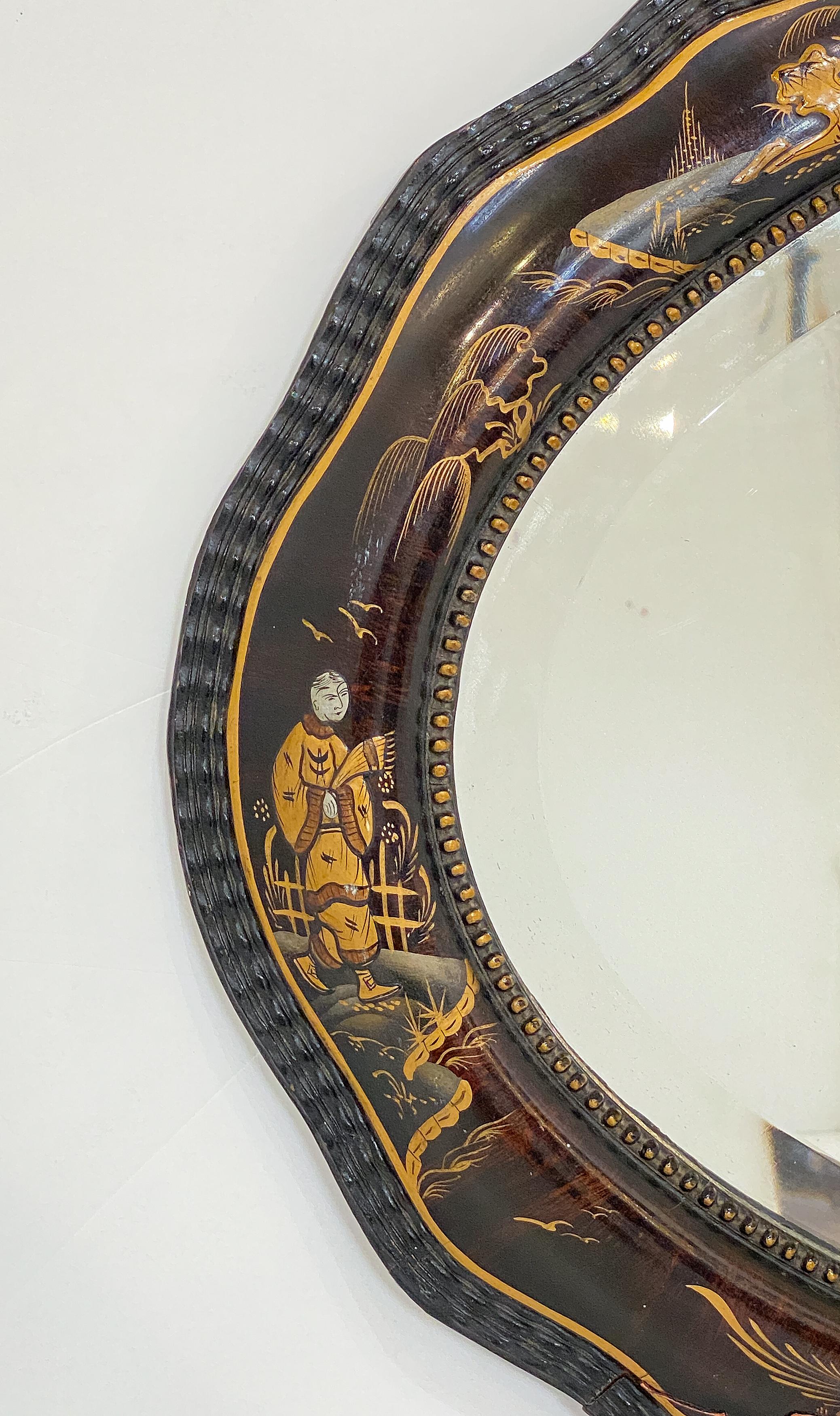 Miroir de salon anglais ovale biseauté avec cadre laqué Chinoiserie (H 22 x L 32) en vente 1