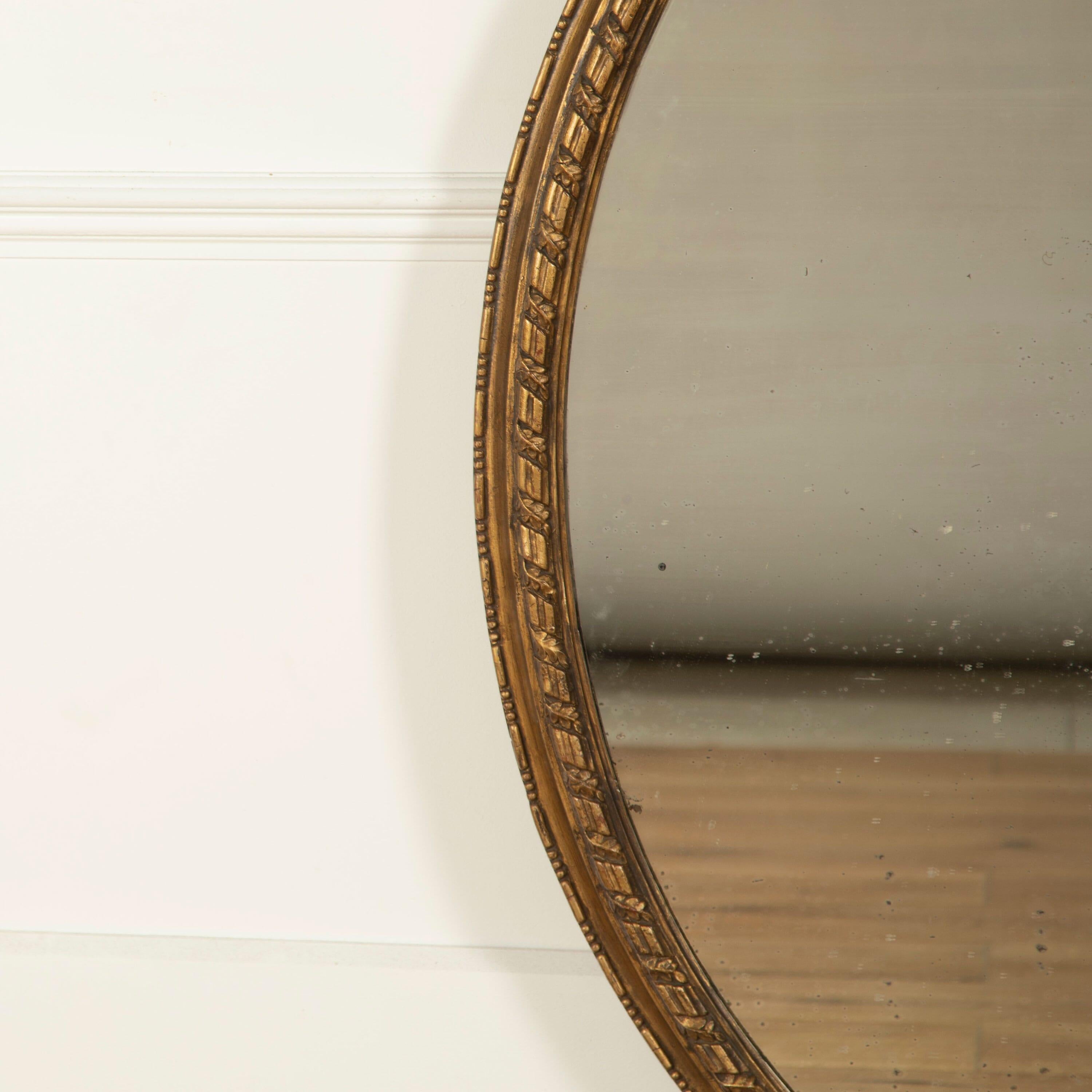 English Oval Gilded Mirror In Good Condition In Gloucestershire, GB