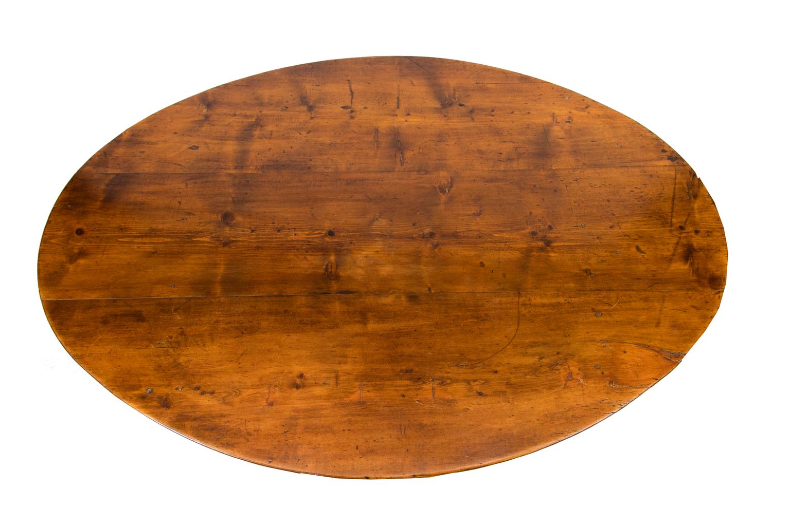 English Oval Pine Kitchen Table at 1stDibs | oval pine table, oval pine ...
