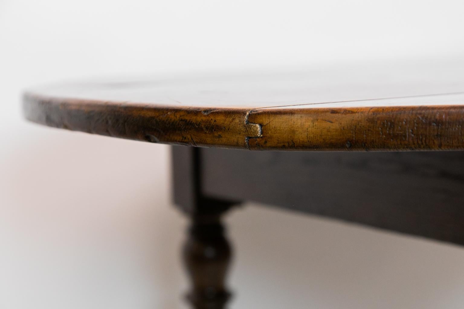English Oval Pine Kitchen Table at 1stDibs | oval pine table, oval pine ...