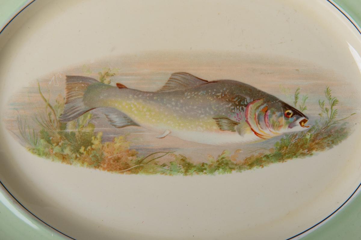 Other English Oval Plates with Fish For Sale