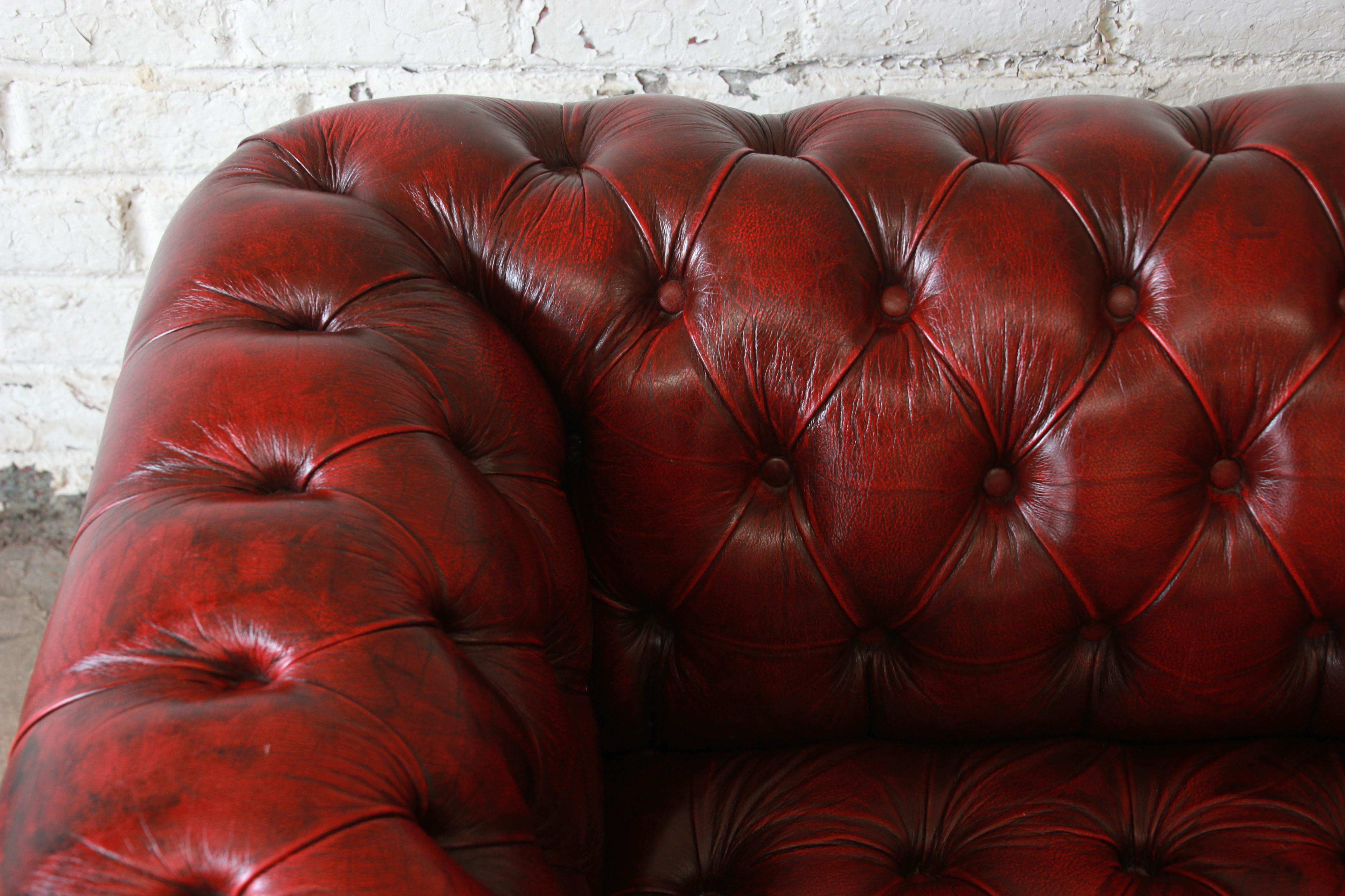 English Oxblood Tufted Leather Chesterfield Sofa In Good Condition In South Bend, IN