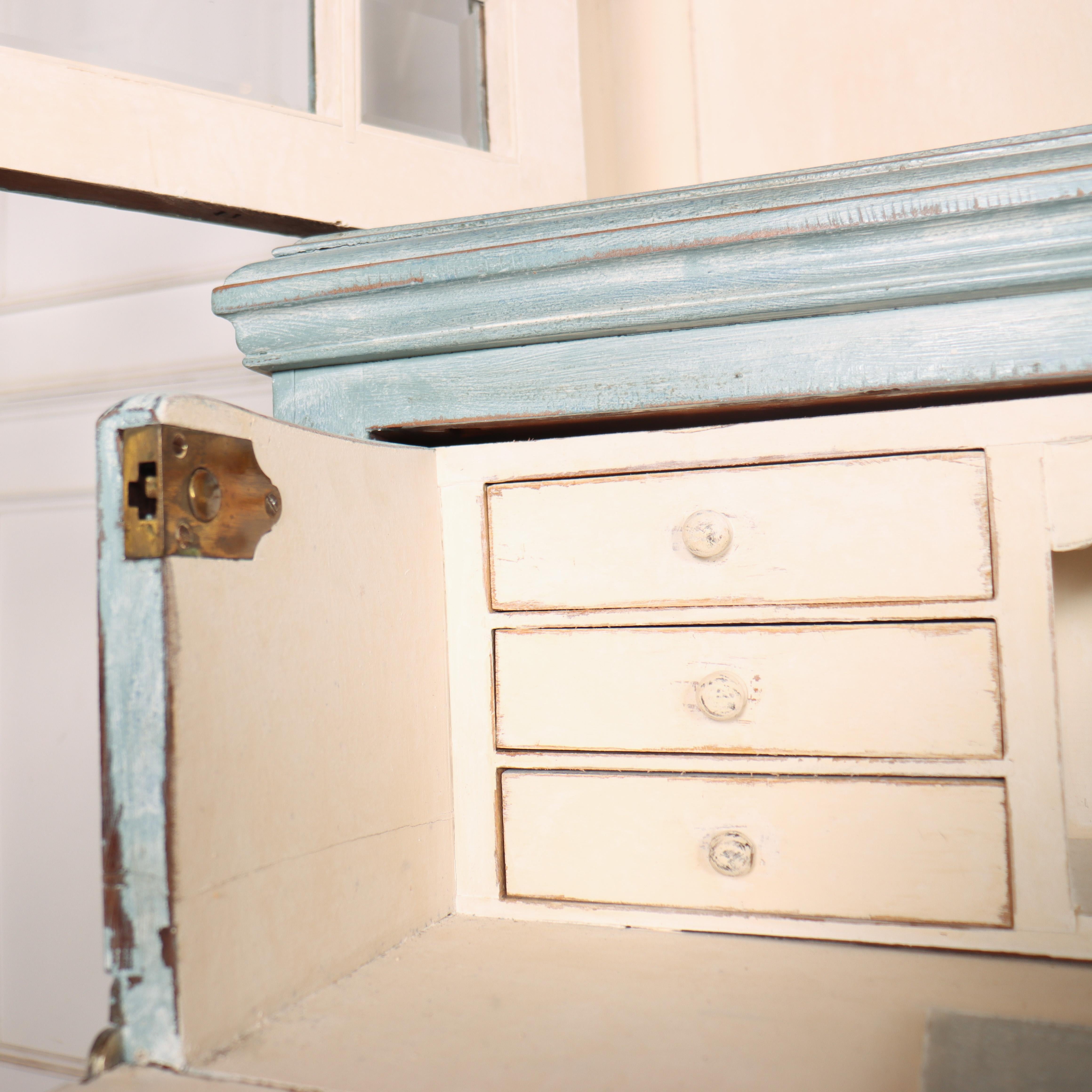 Secretaire de librería pintado a la inglesa en venta 4