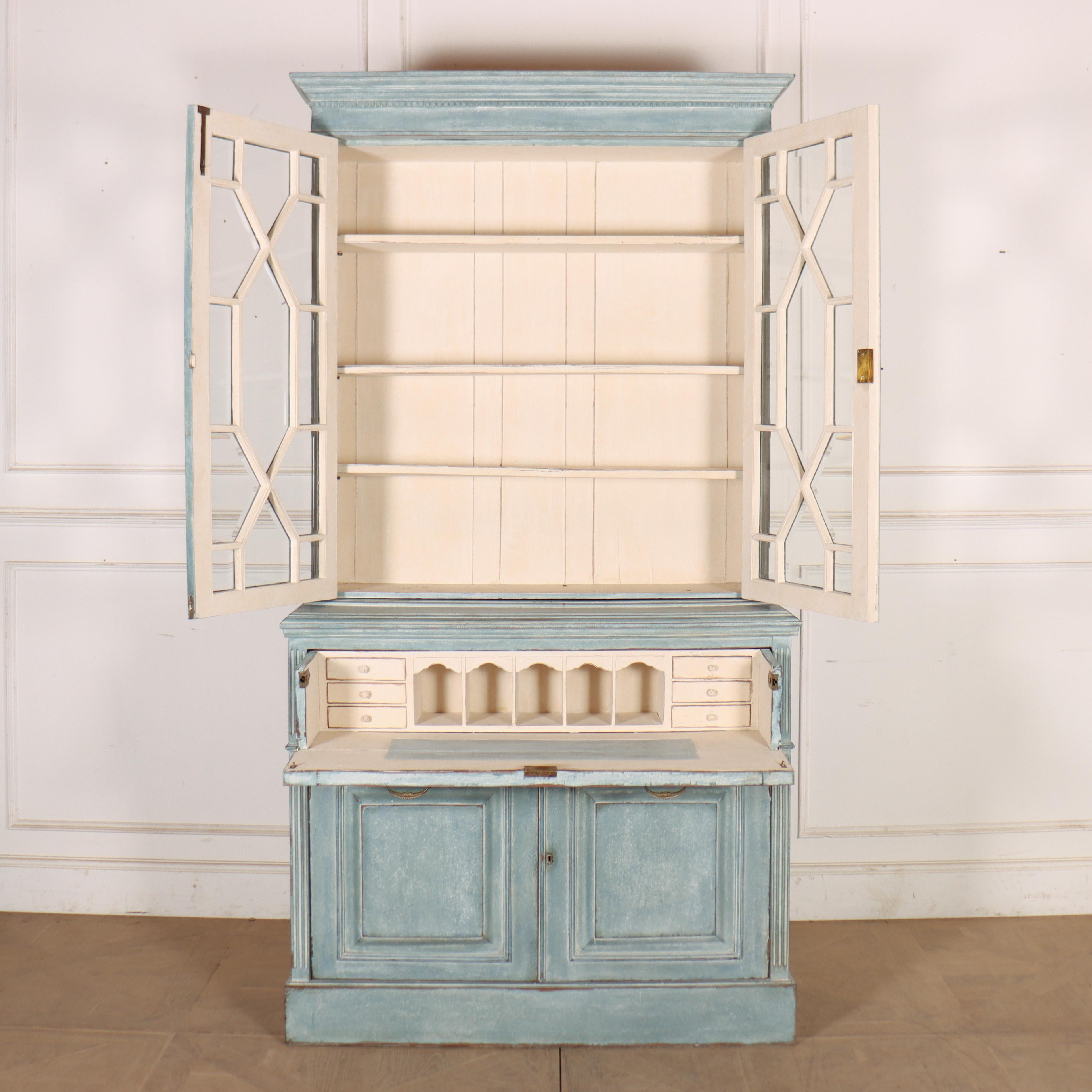 Secretaire de librería pintado a la inglesa en venta 2