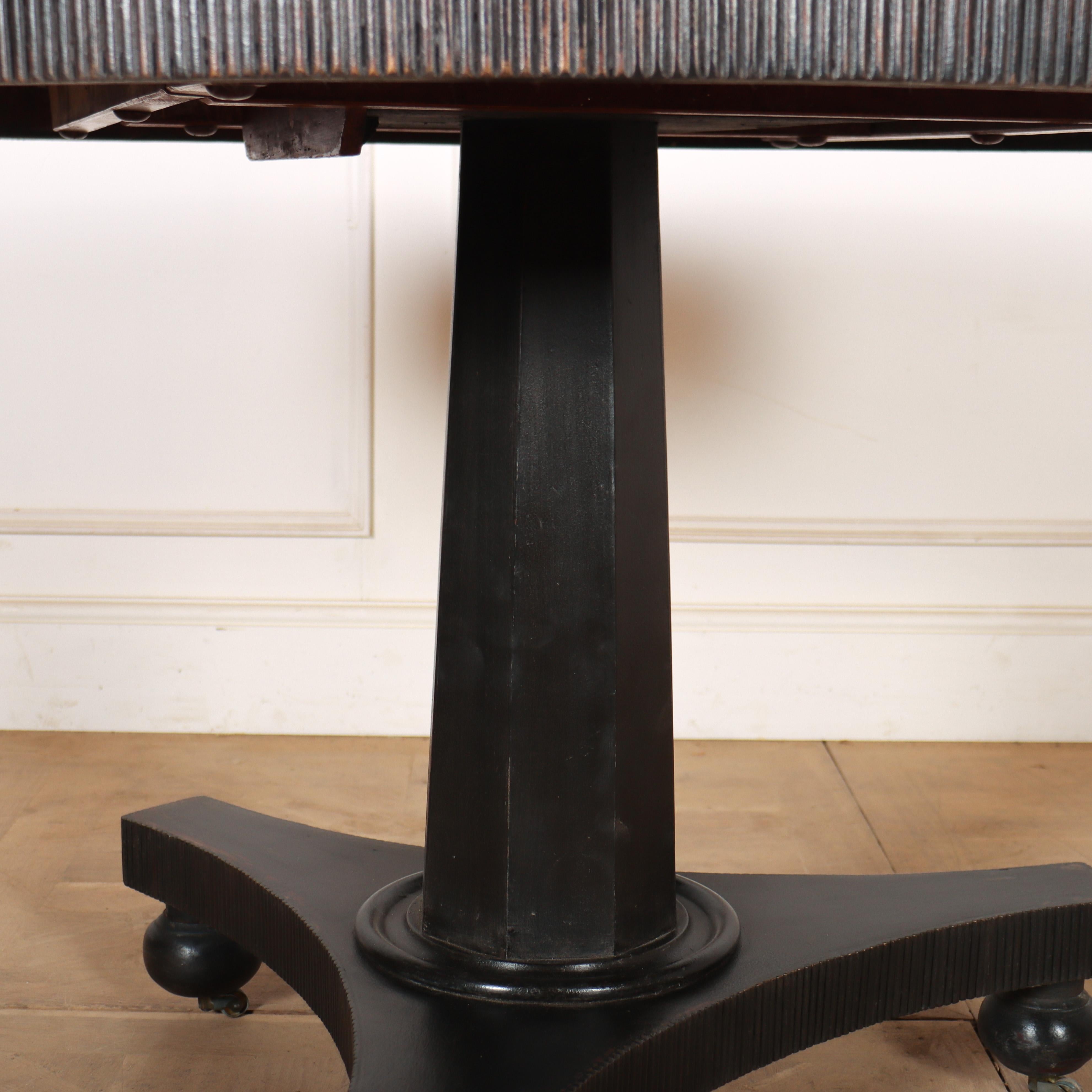 Mesa de desayuno pintada a la inglesa Pintado en venta