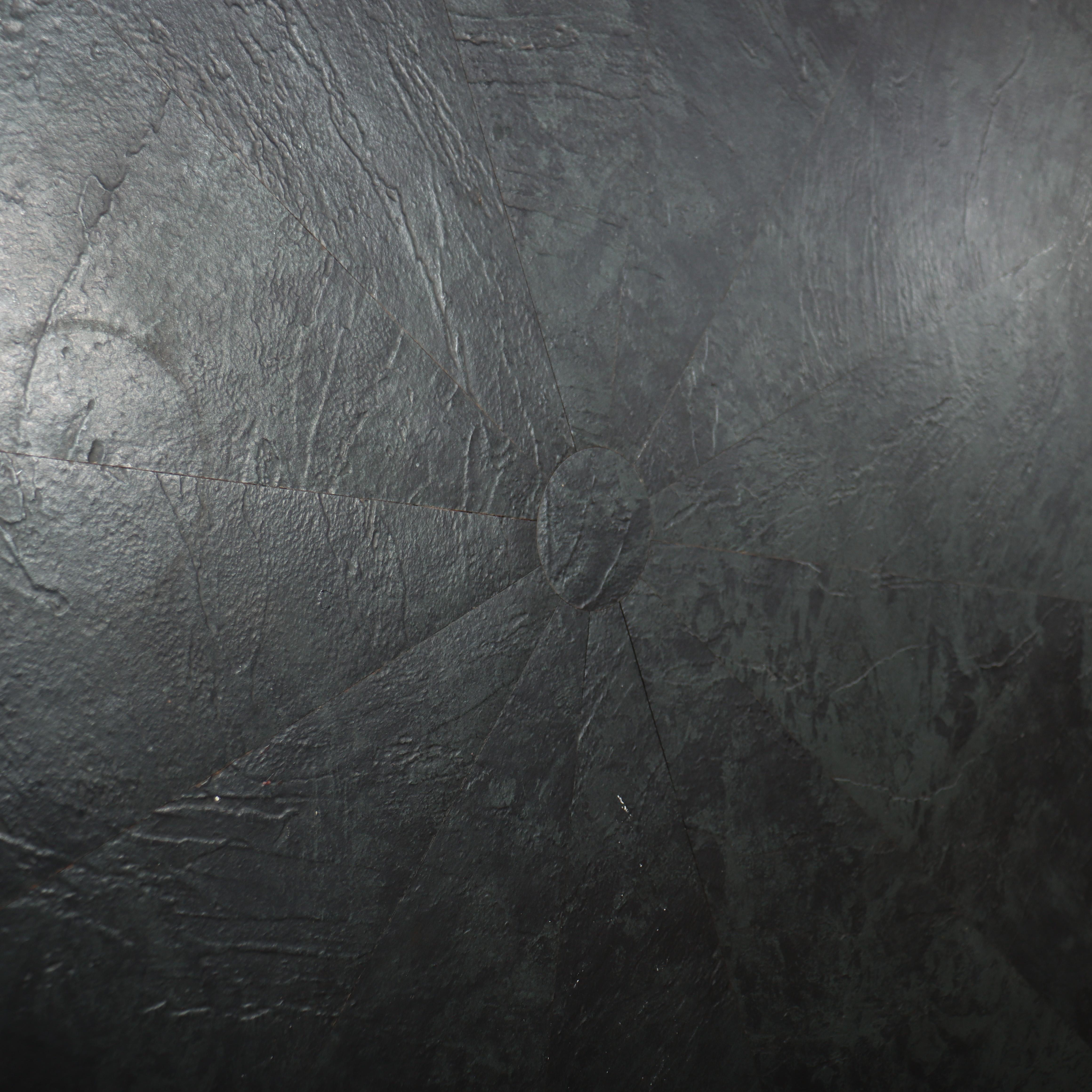 Table de petit déjeuner anglaise peinte en vente 1