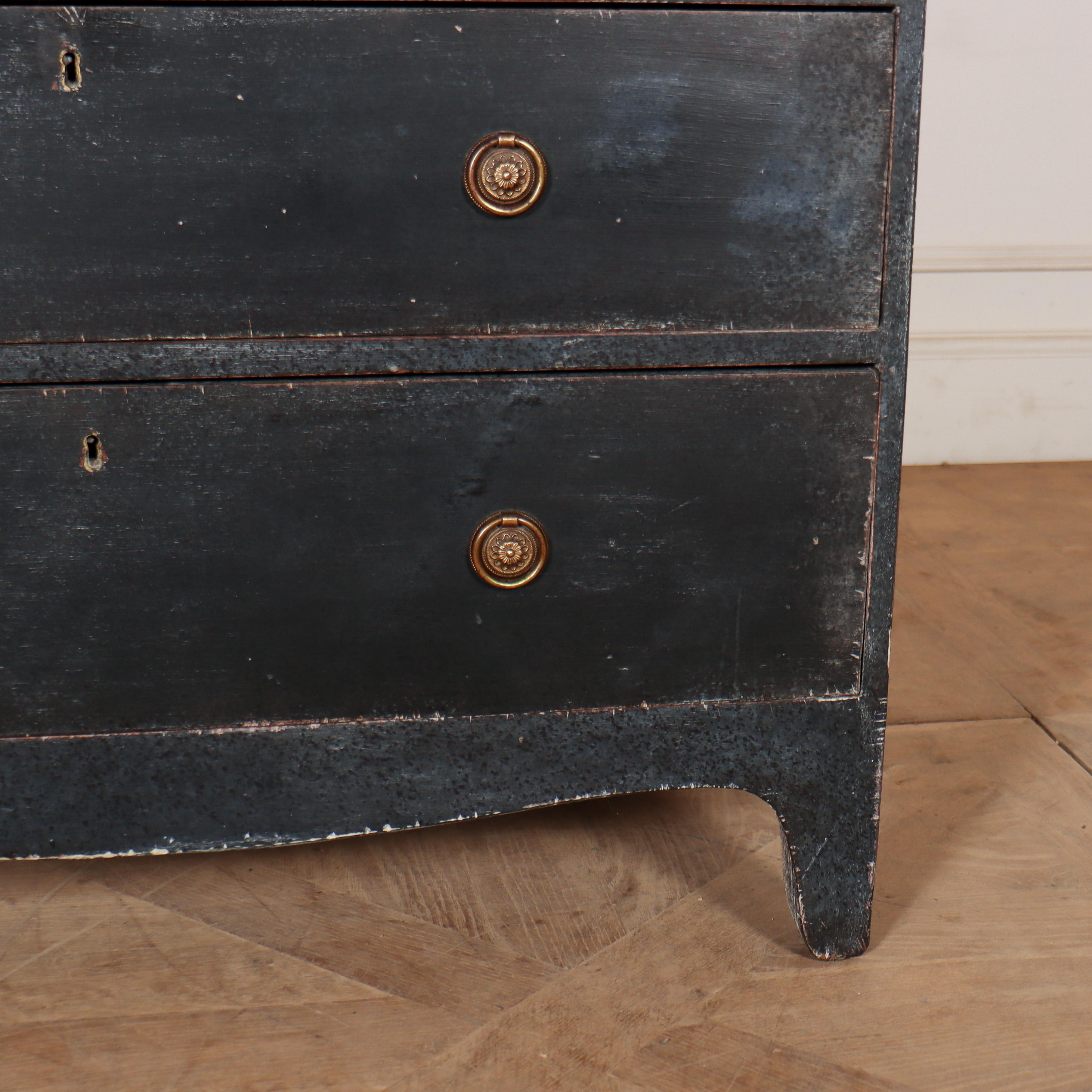 English Painted Chest of Drawers In Good Condition In Leamington Spa, Warwickshire
