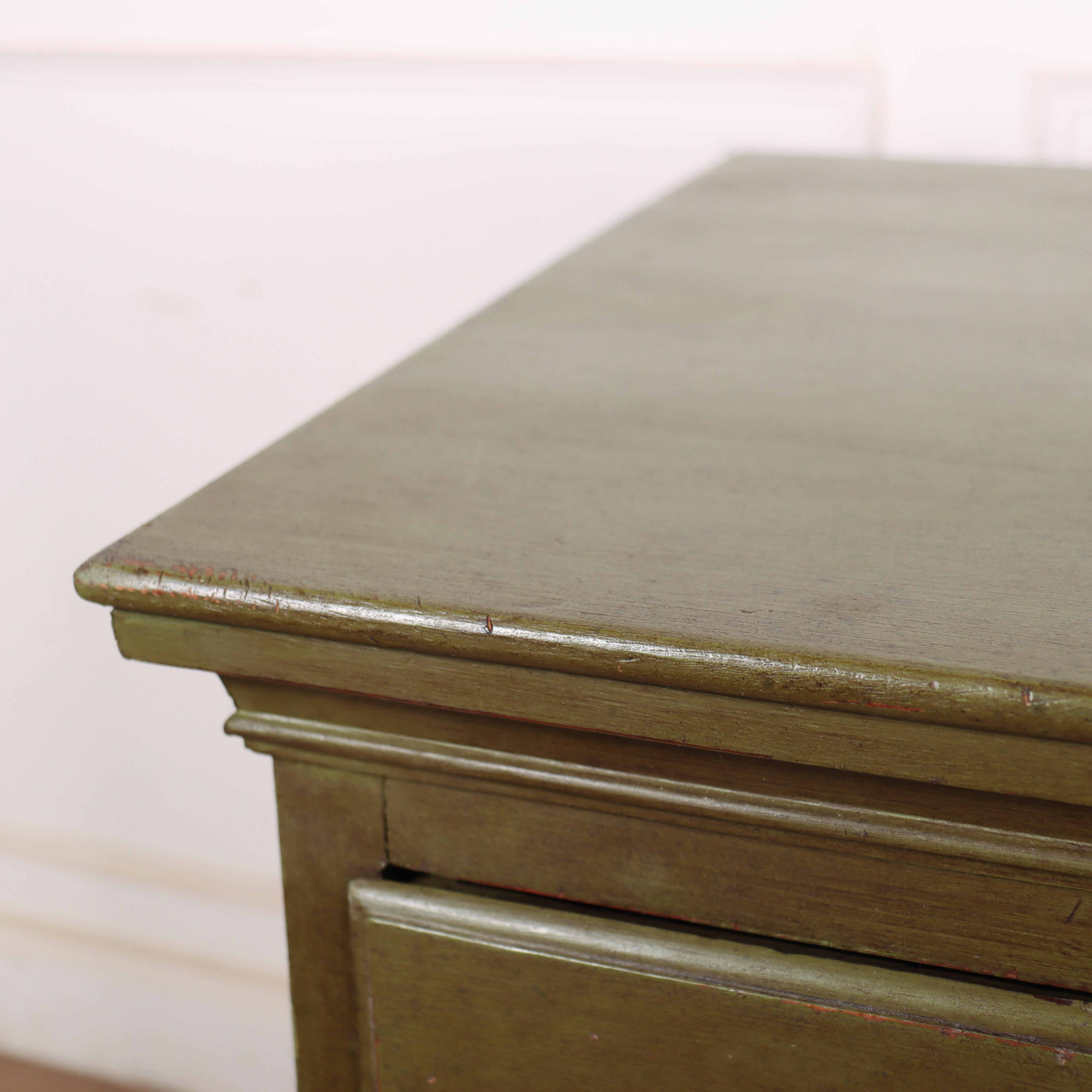English Painted Chest of Drawers For Sale 3