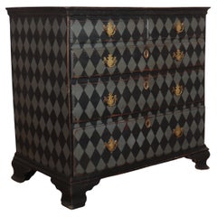 Wood Commodes and Chests of Drawers