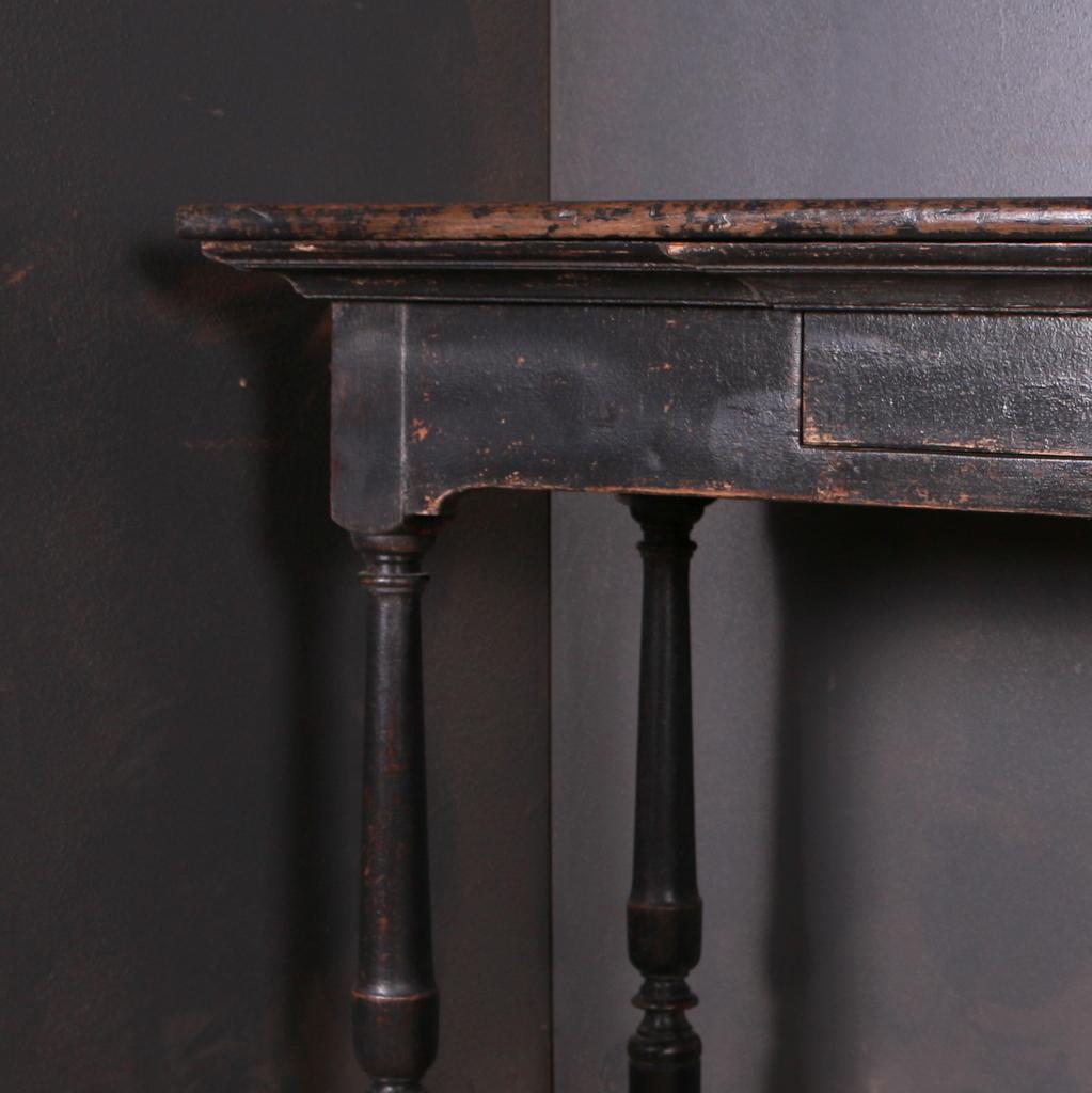 English Painted Console Table In Good Condition In Leamington Spa, Warwickshire
