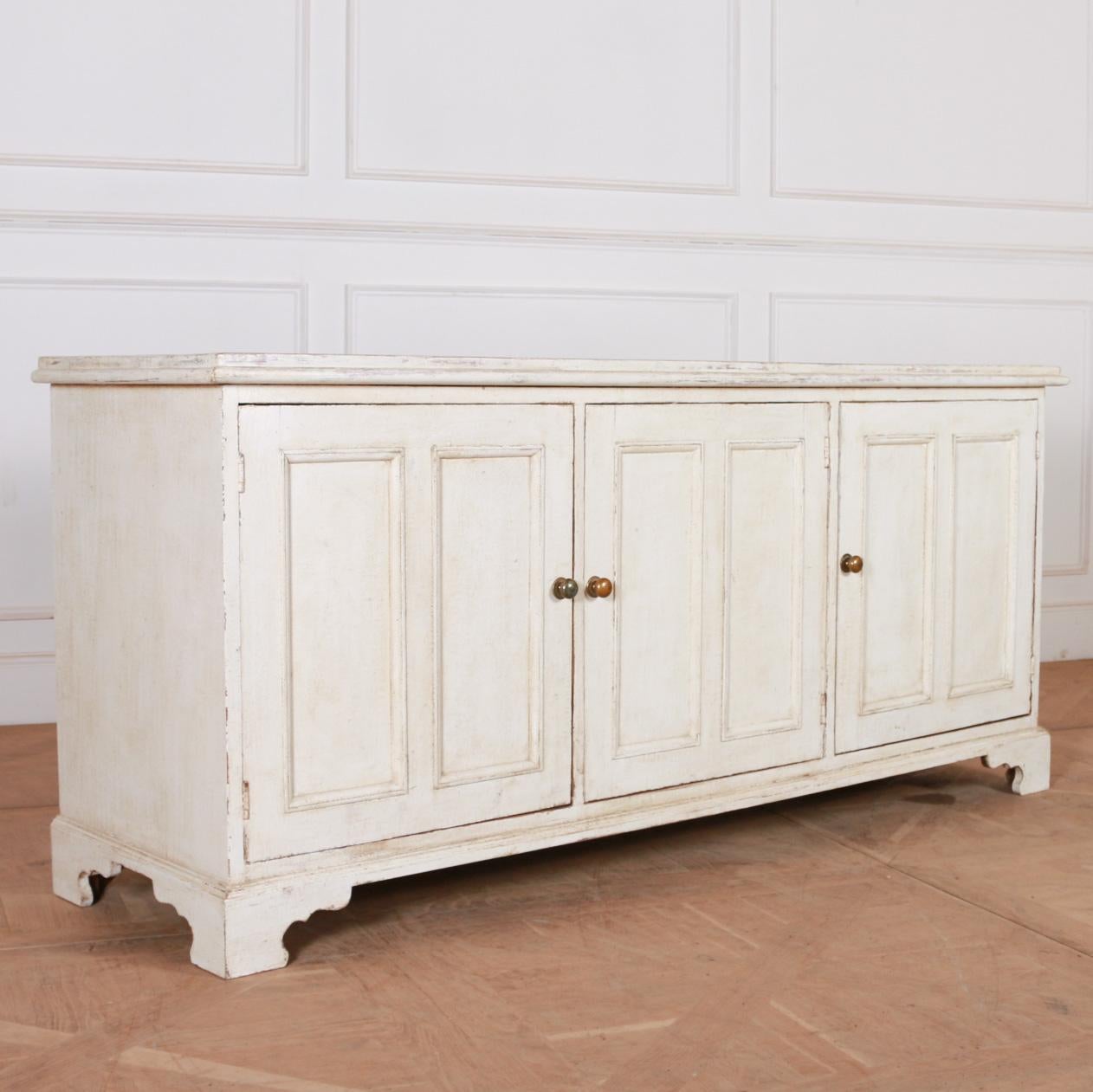 Custom build English style painted pine dresser base.

Reference: 7728

Dimensions
75 inches (191 cms) Wide
22.5 inches (57 cms) Deep
33 inches (84 cms) High