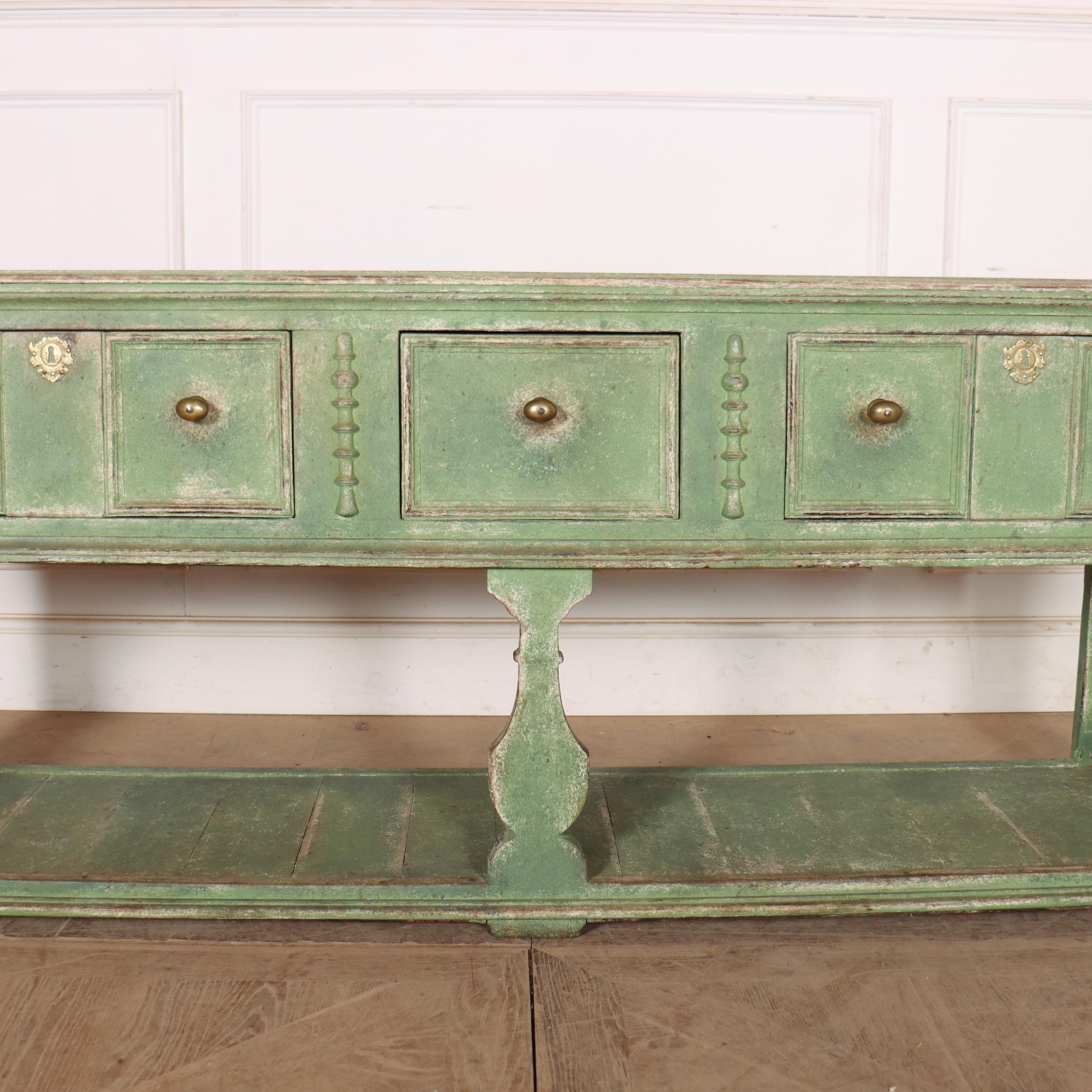 Base de cómoda pintada a la inglesa Jorge III en venta