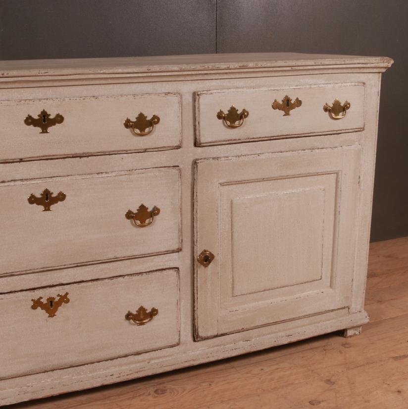 English Painted Dresser Base In Good Condition In Leamington Spa, Warwickshire