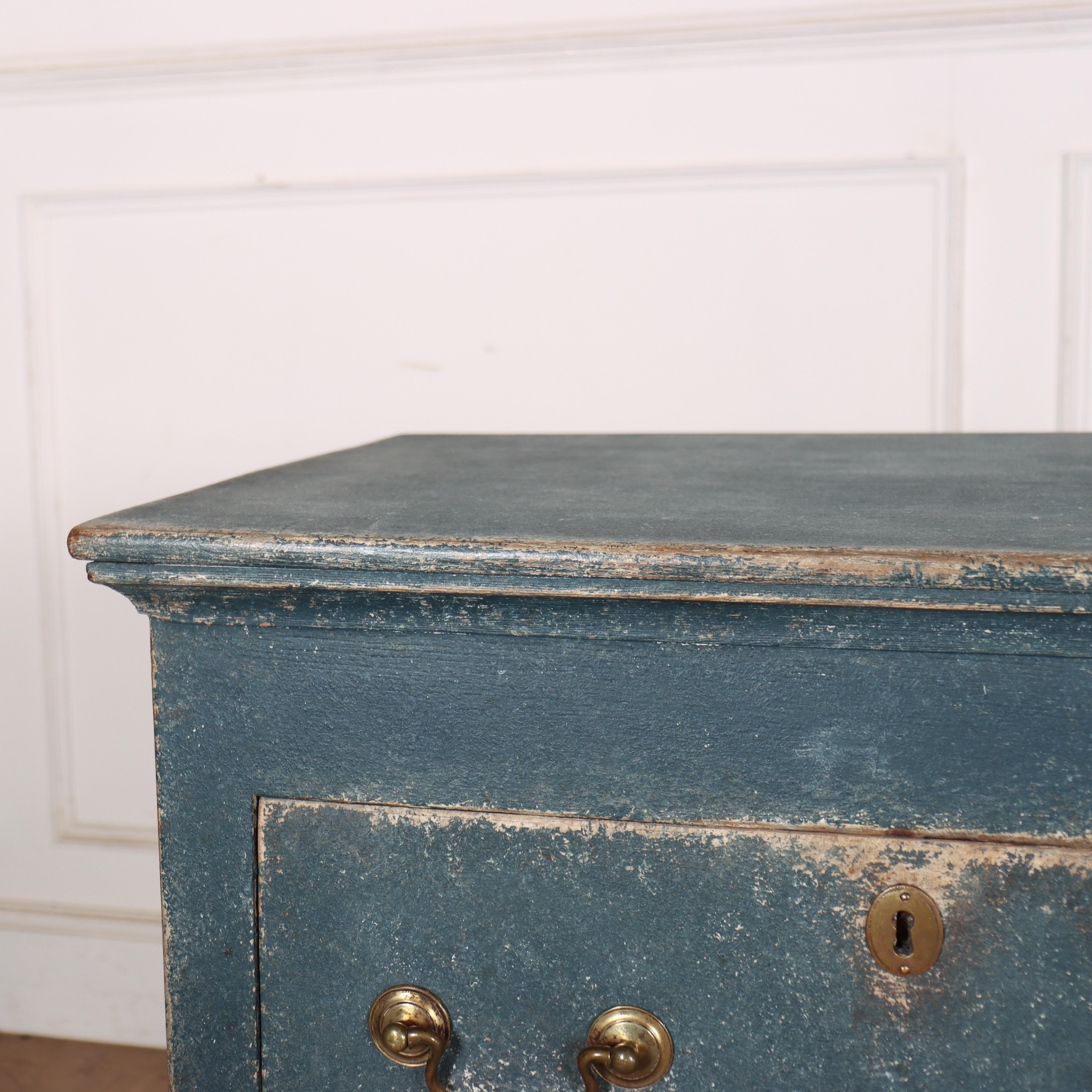 Peint Base de commode peinte anglaise en vente