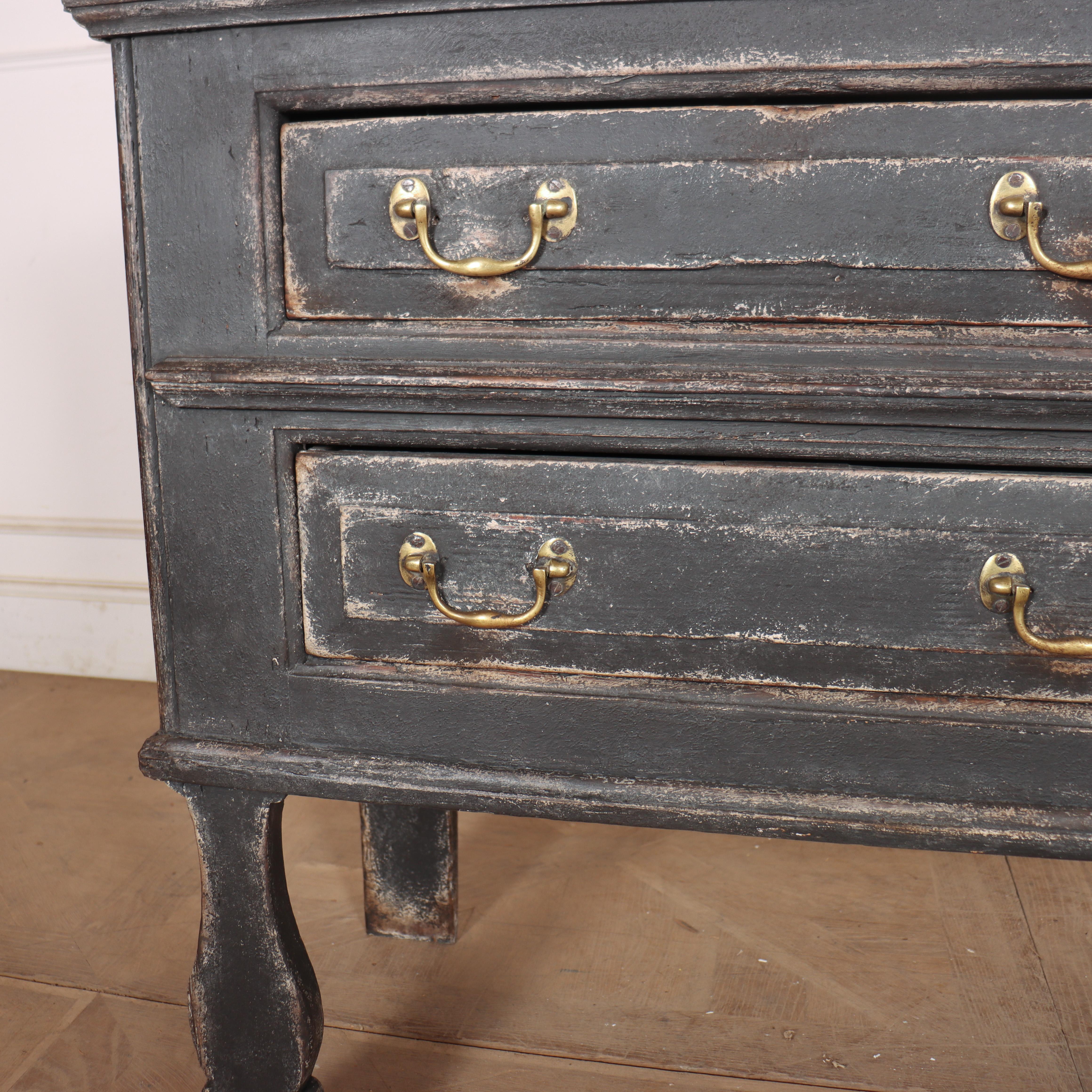 Peint Base de commode peinte anglaise en vente