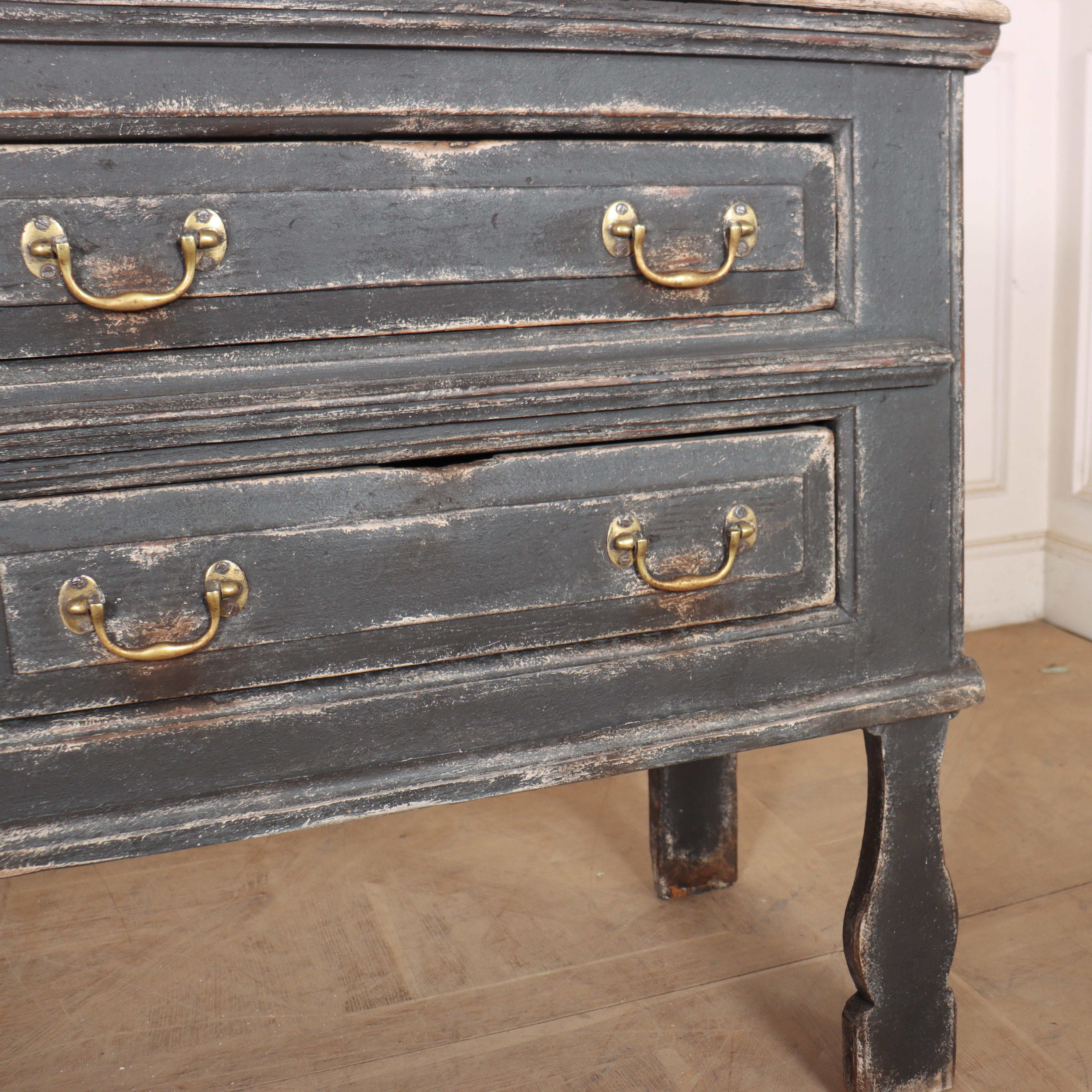 XVIIIe siècle et antérieur Base de commode peinte anglaise en vente