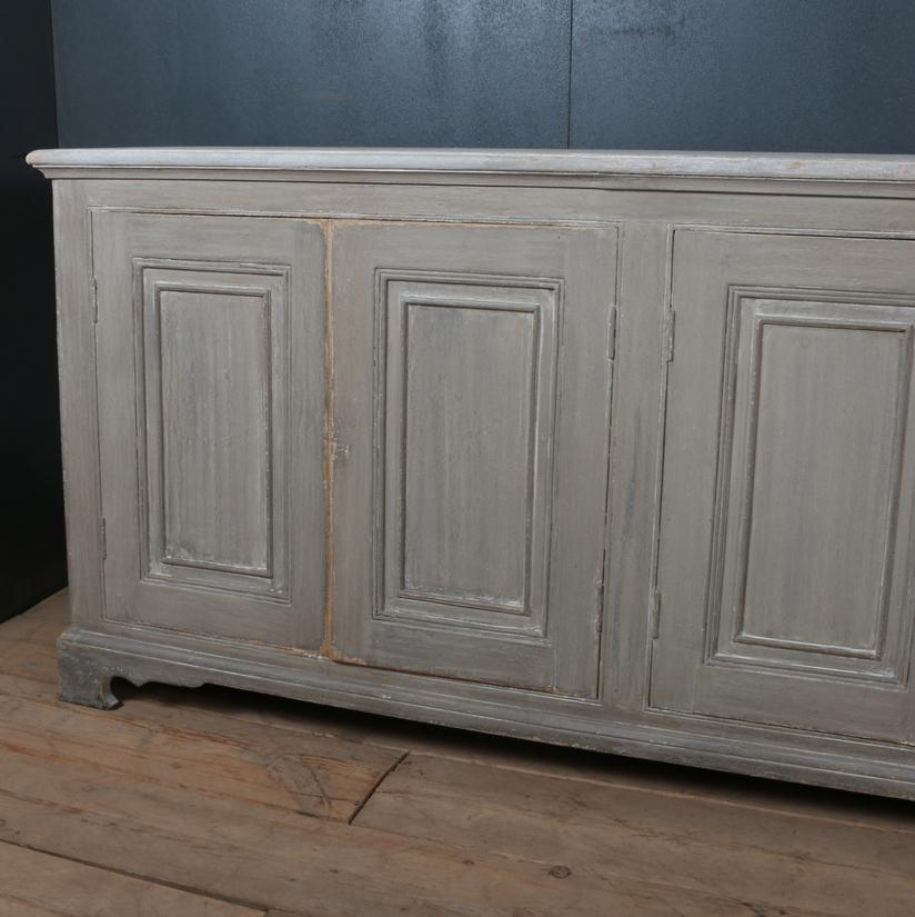 19th century English painted six-drawer dresser base. Awaiting hardware, 1840.

Dimensions:
106.5 inches (271 cms) wide
15.5 inches (39 cms) deep
35 inches (89 cms) high.

 