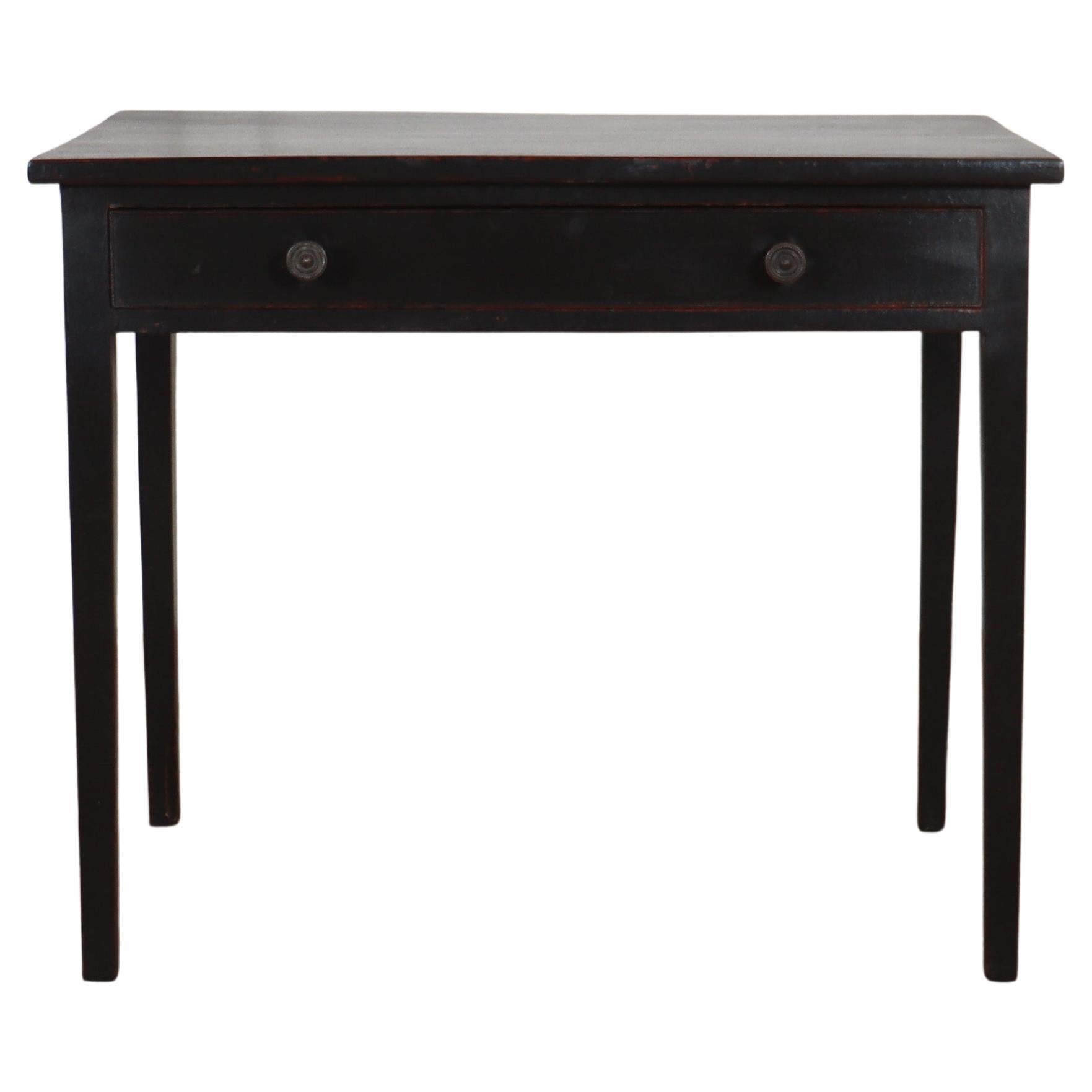 English Painted Lamp Table For Sale