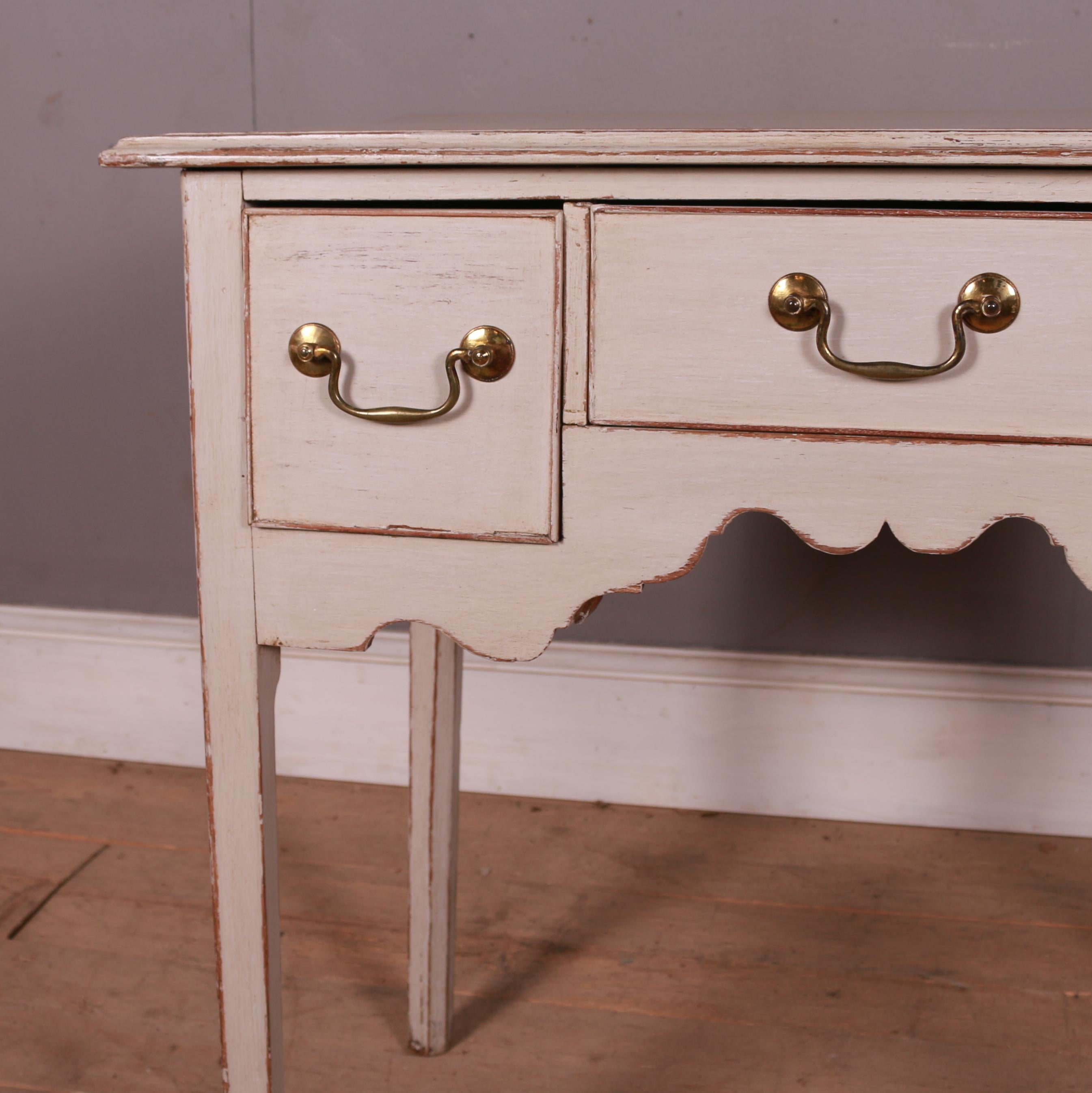 English Painted Low Boy In Good Condition In Leamington Spa, Warwickshire