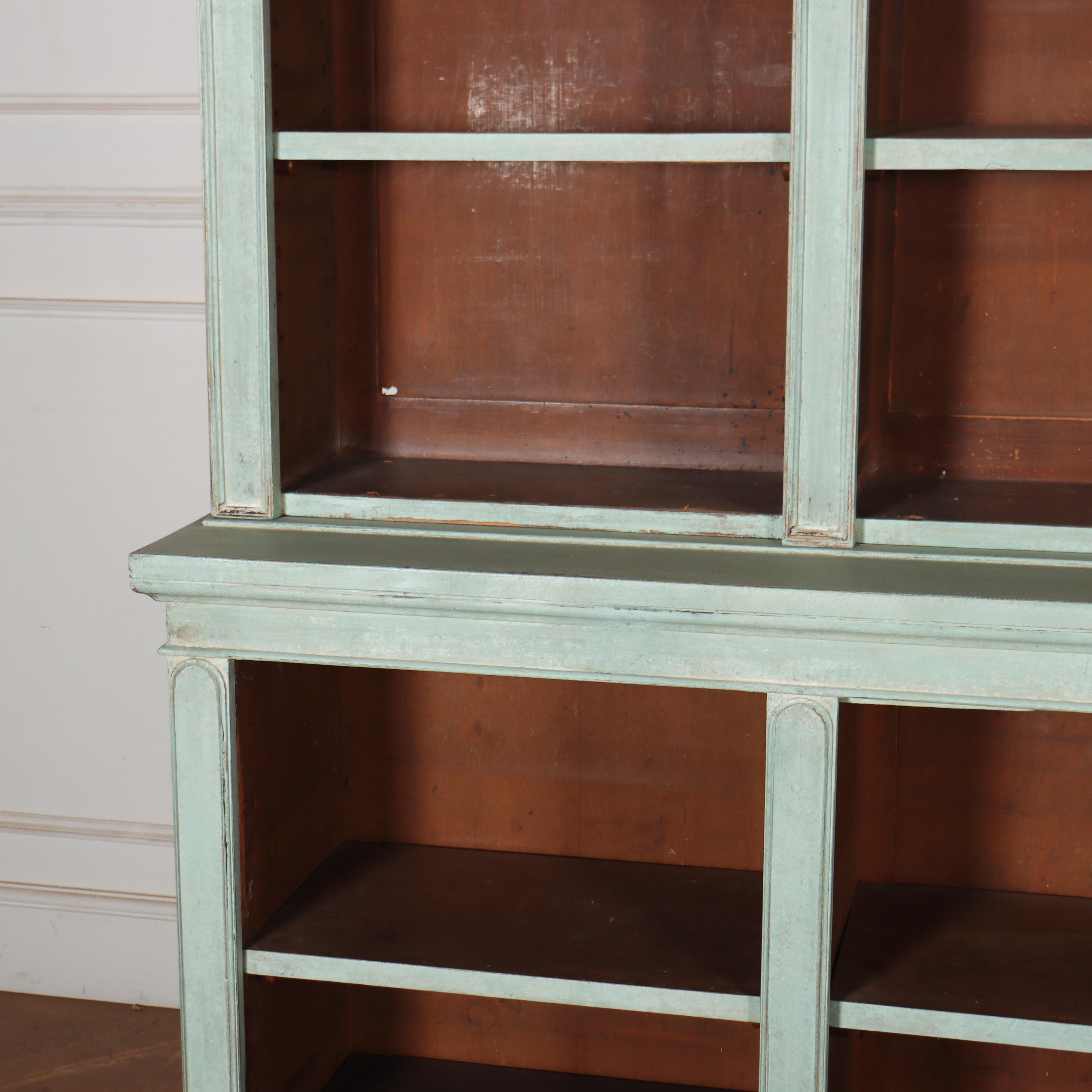 English Painted Open Bookcase In Good Condition For Sale In Leamington Spa, Warwickshire