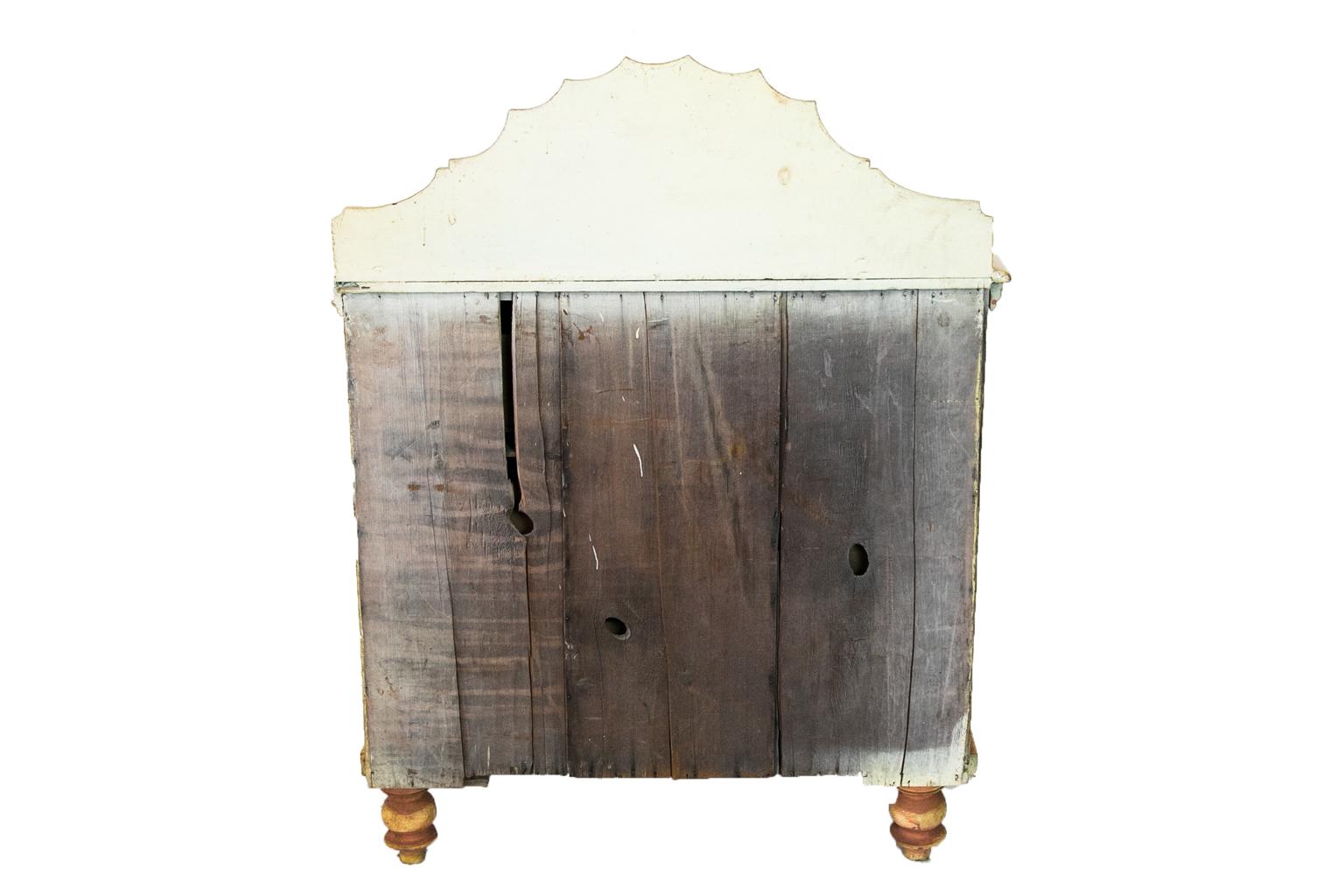 English Painted Pine Chest 4