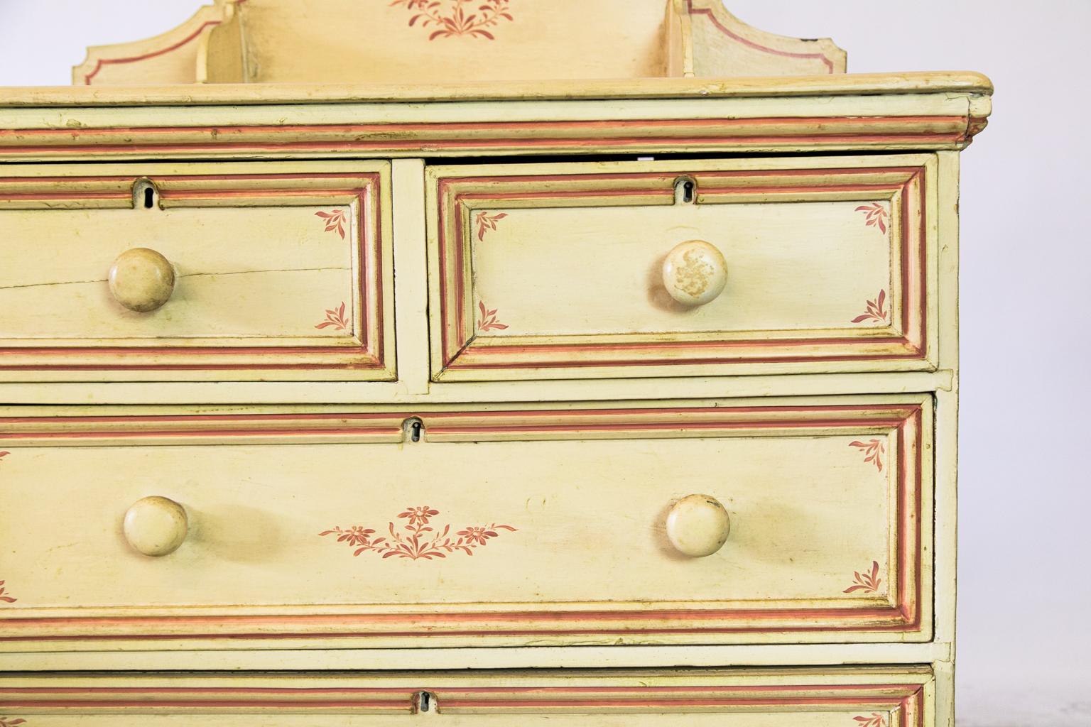 English Painted Pine Chest In Good Condition In Wilson, NC