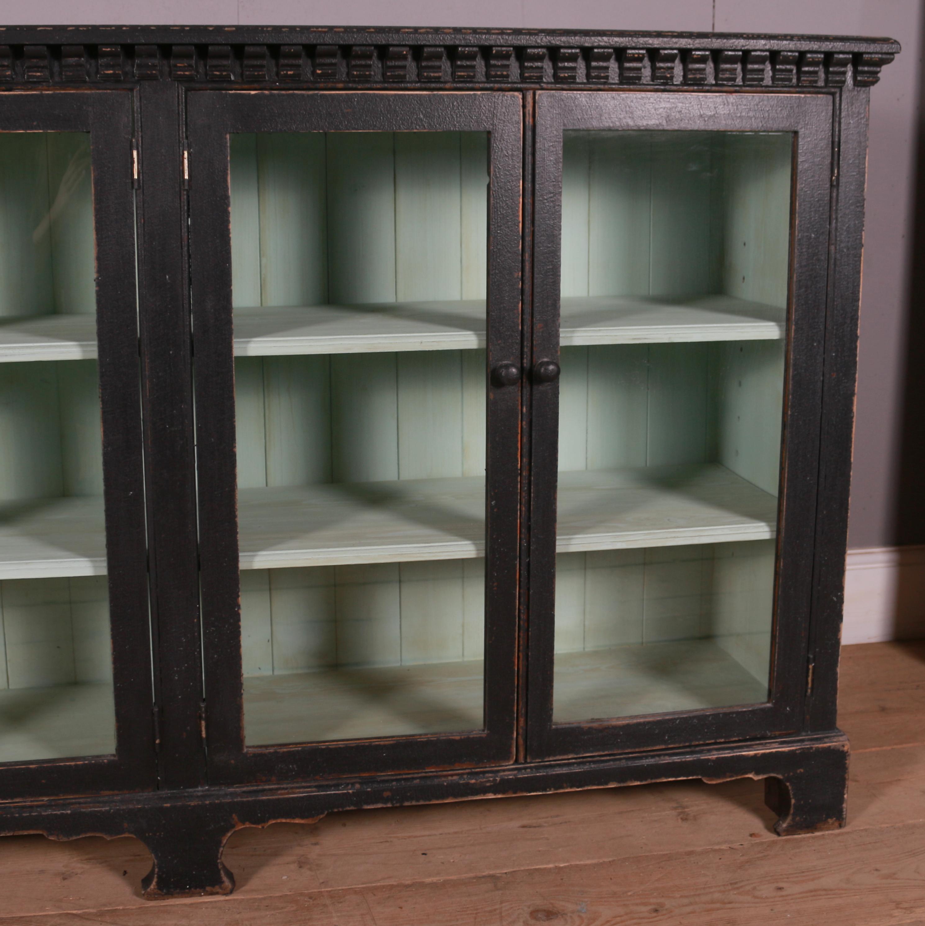 Custom Build Painted Dresser Base In New Condition For Sale In Leamington Spa, Warwickshire