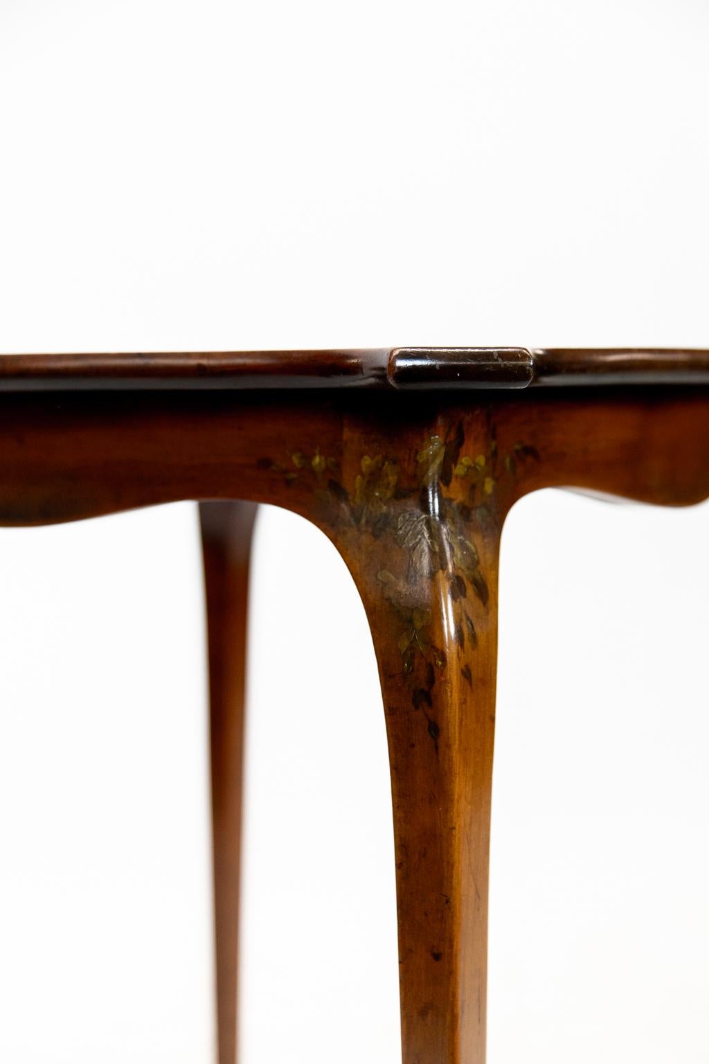 Citronnier Table d'appoint en bois de satin peint anglais en vente