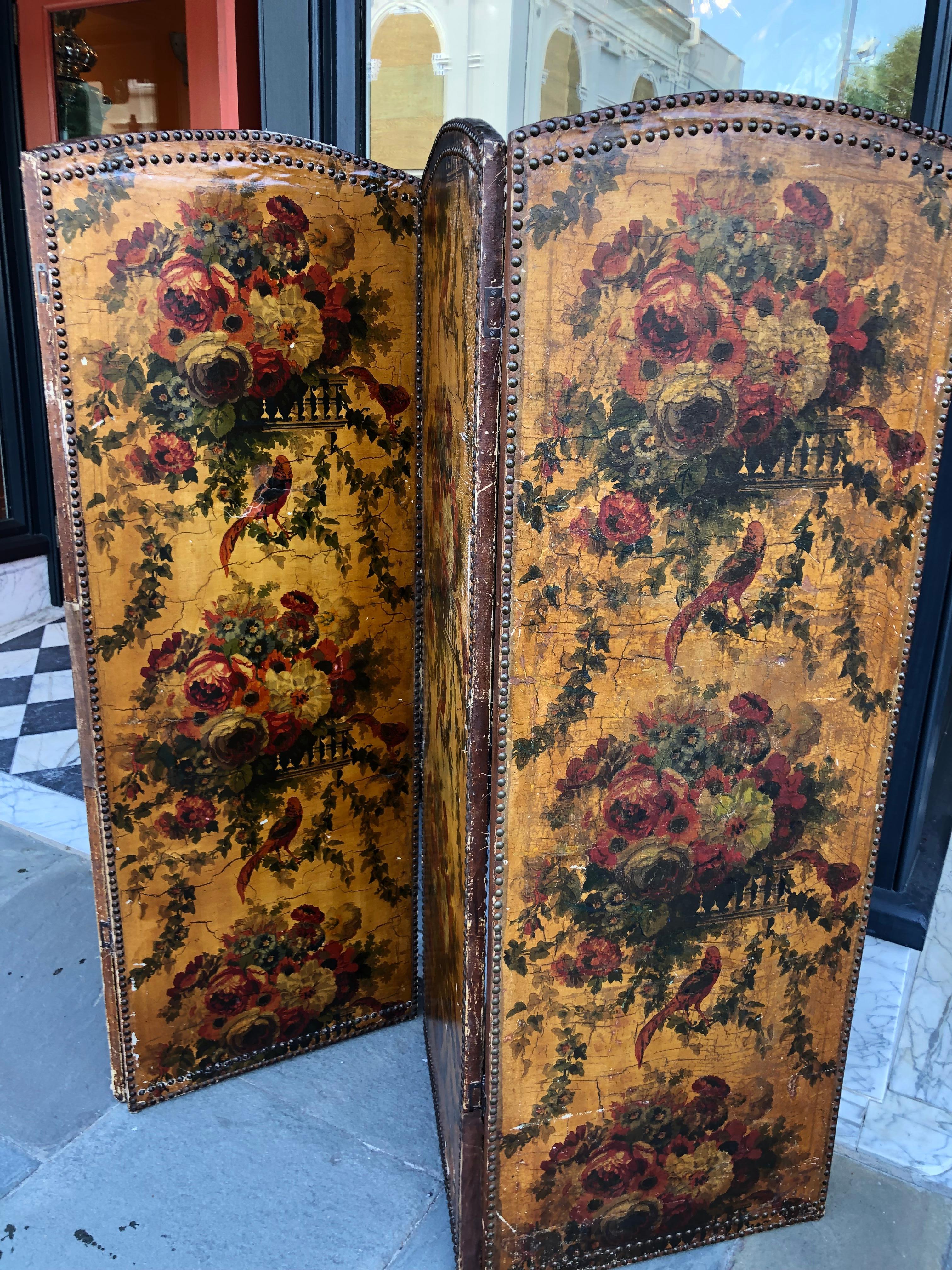 English Painted Screen with Bird and Flower Motif In Fair Condition In Charleston, SC