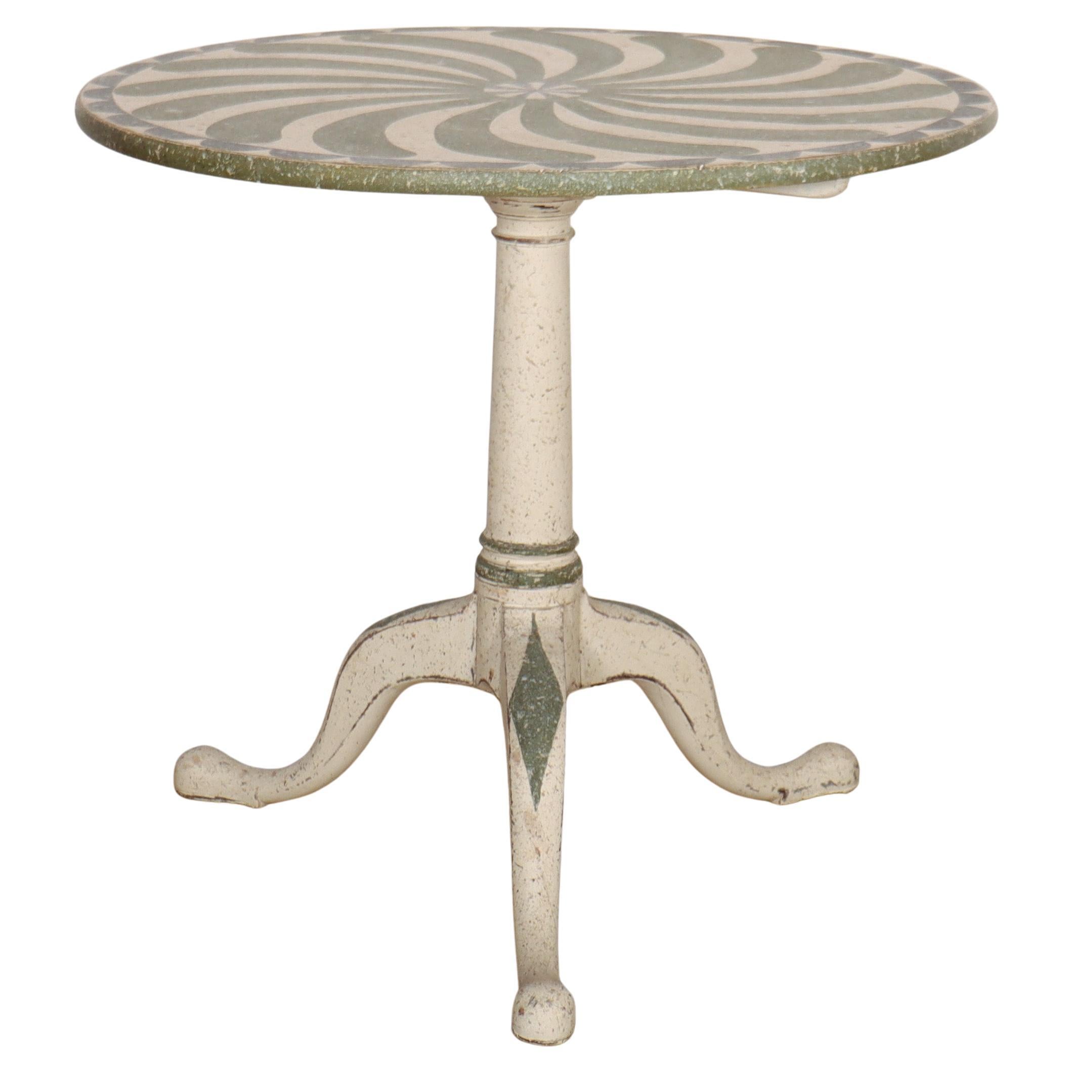 Table tripode peinte à l
anglaise