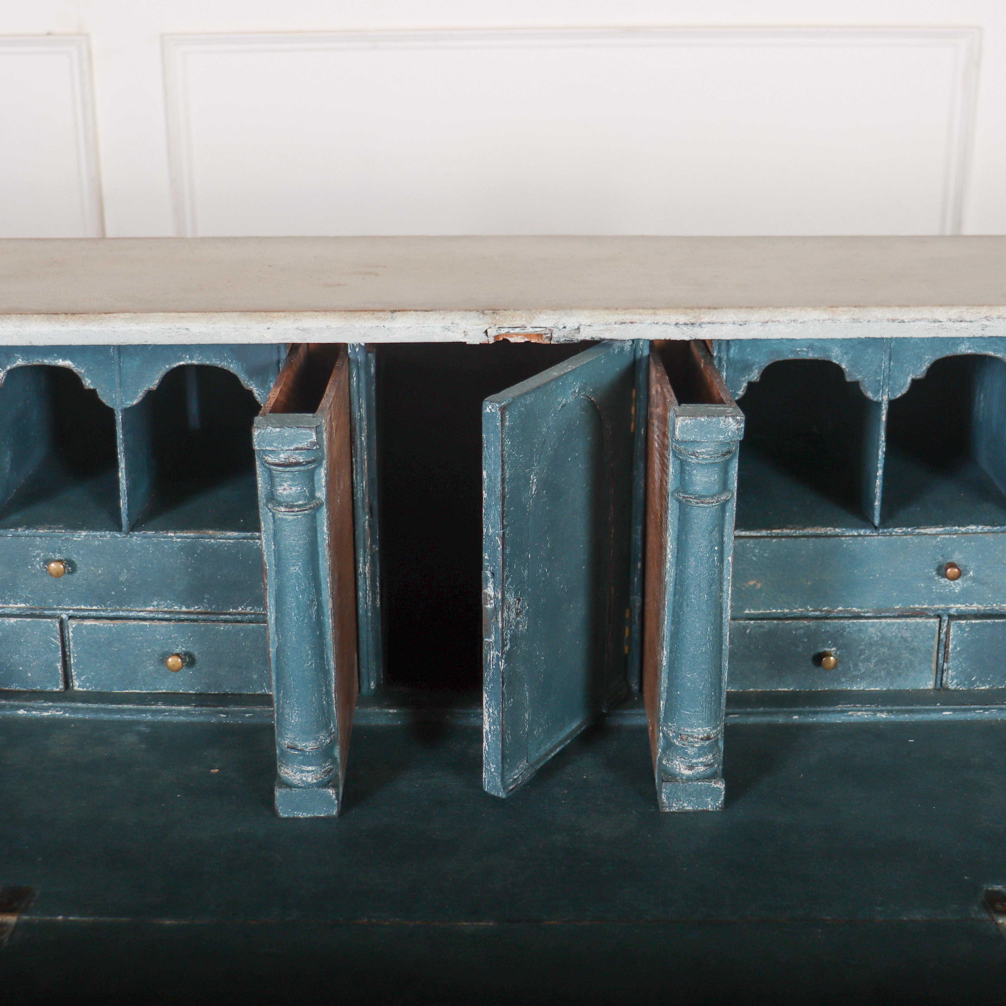 Anglais Bureau anglais peint