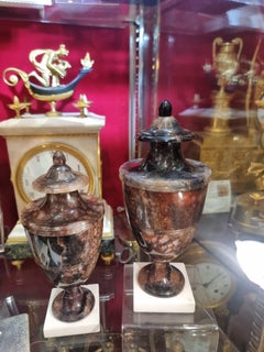 Paire d'urnes anglaises en I Johns fleurospar