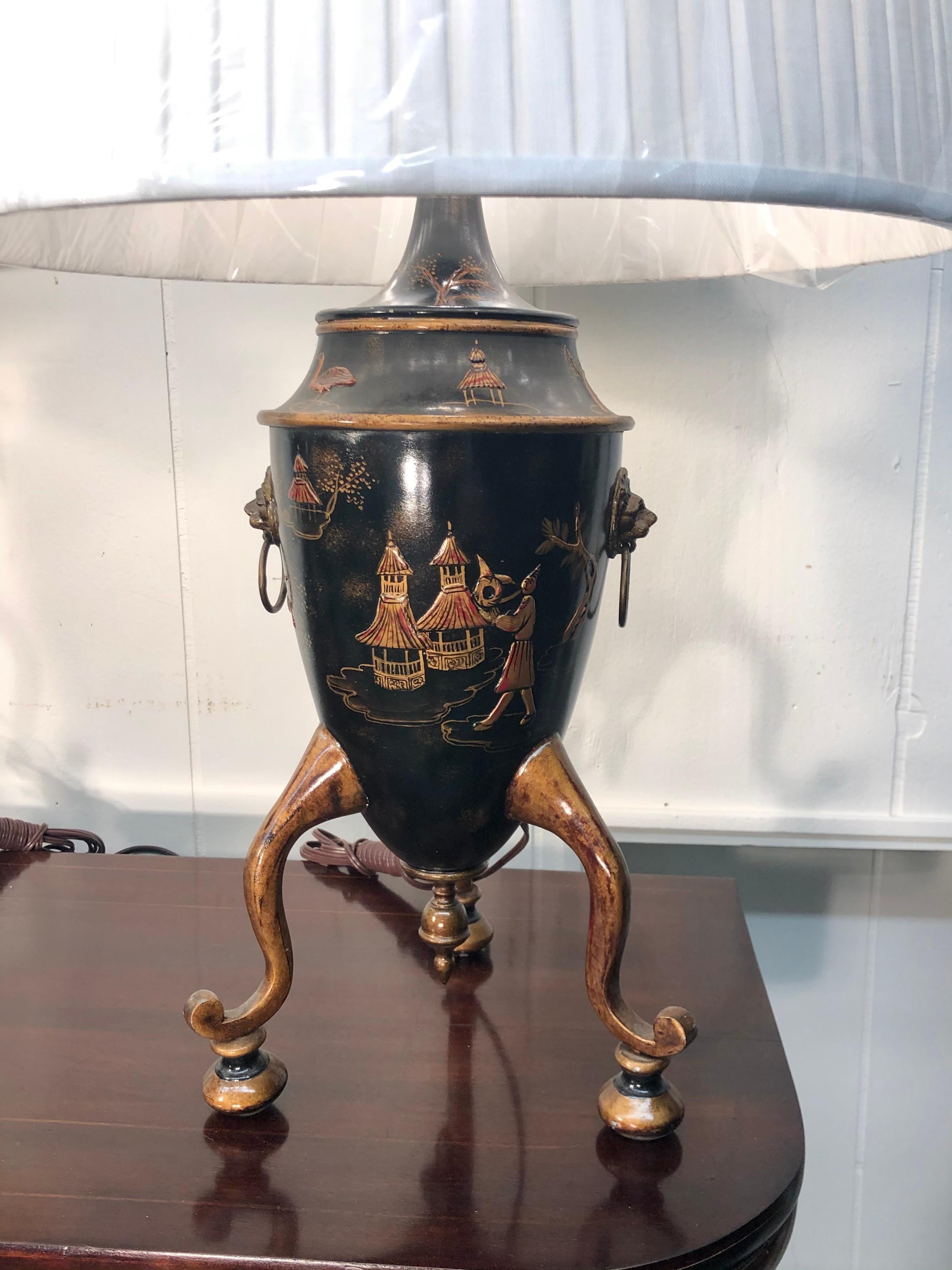 20th Century English Pair of Georgian Style Chinoiserie Tole Urns, Made into Lamps