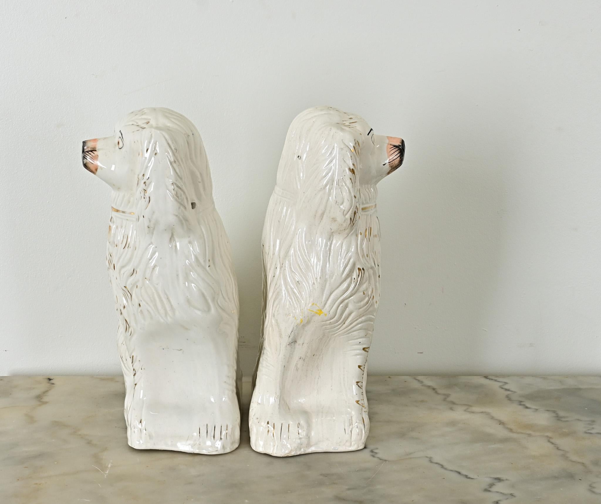 Ceramic English Pair of Staffordshire Spaniels